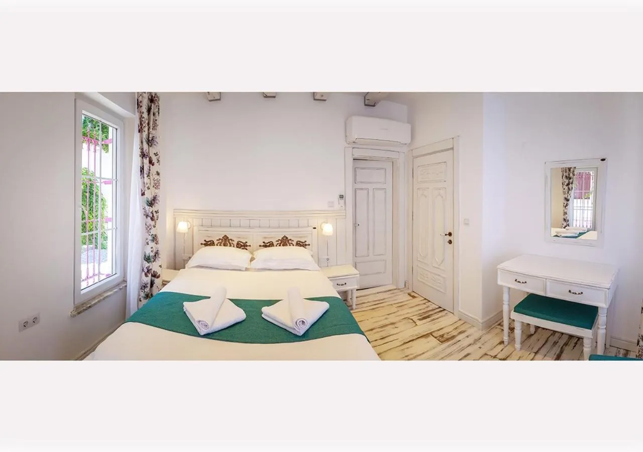 Bed in Bozcaada Fresh Otel