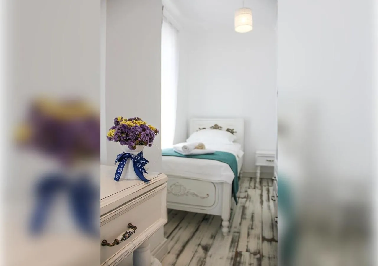 Bed in Bozcaada Fresh Otel