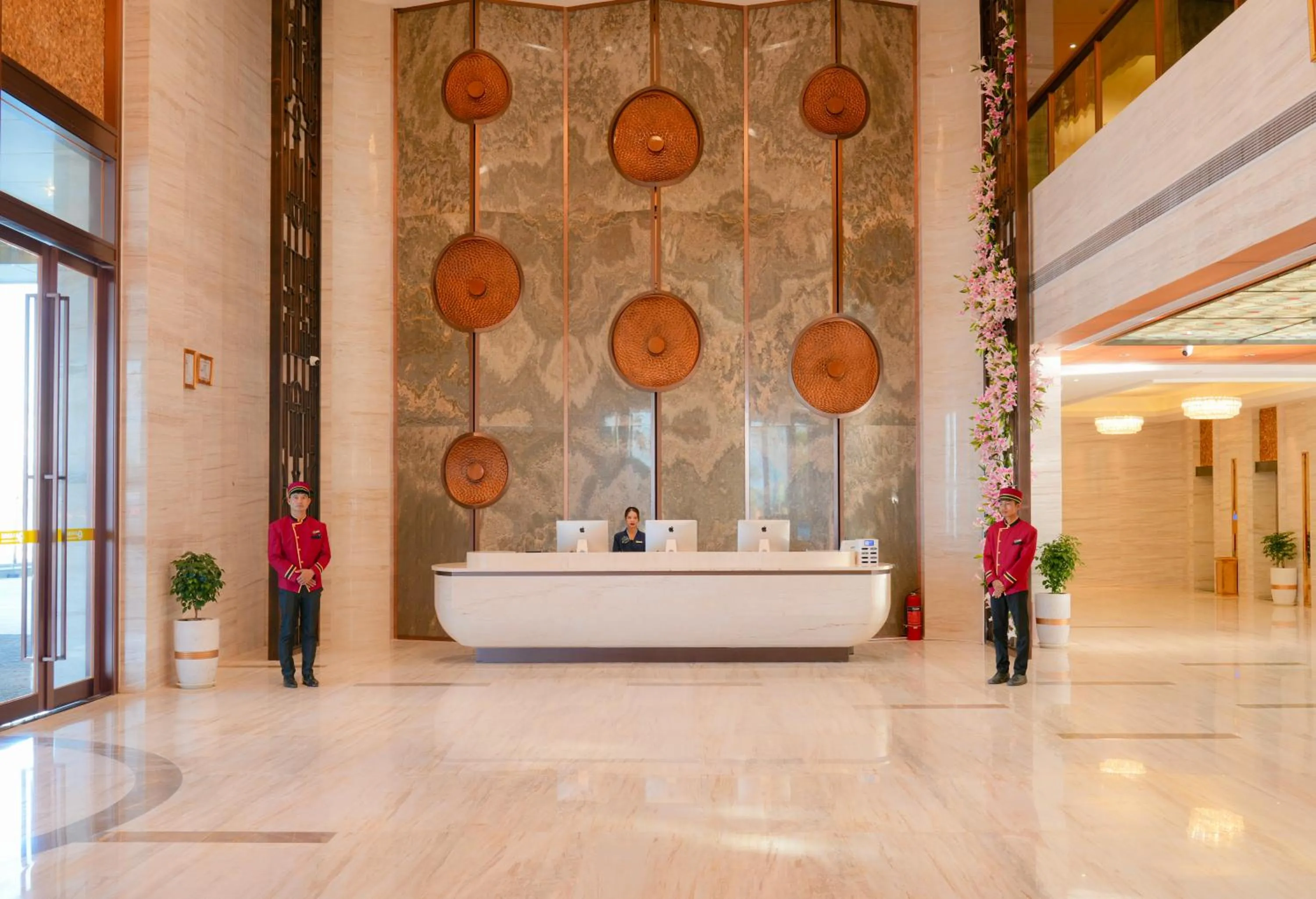 Lobby or reception in DongHu Resort Hotel