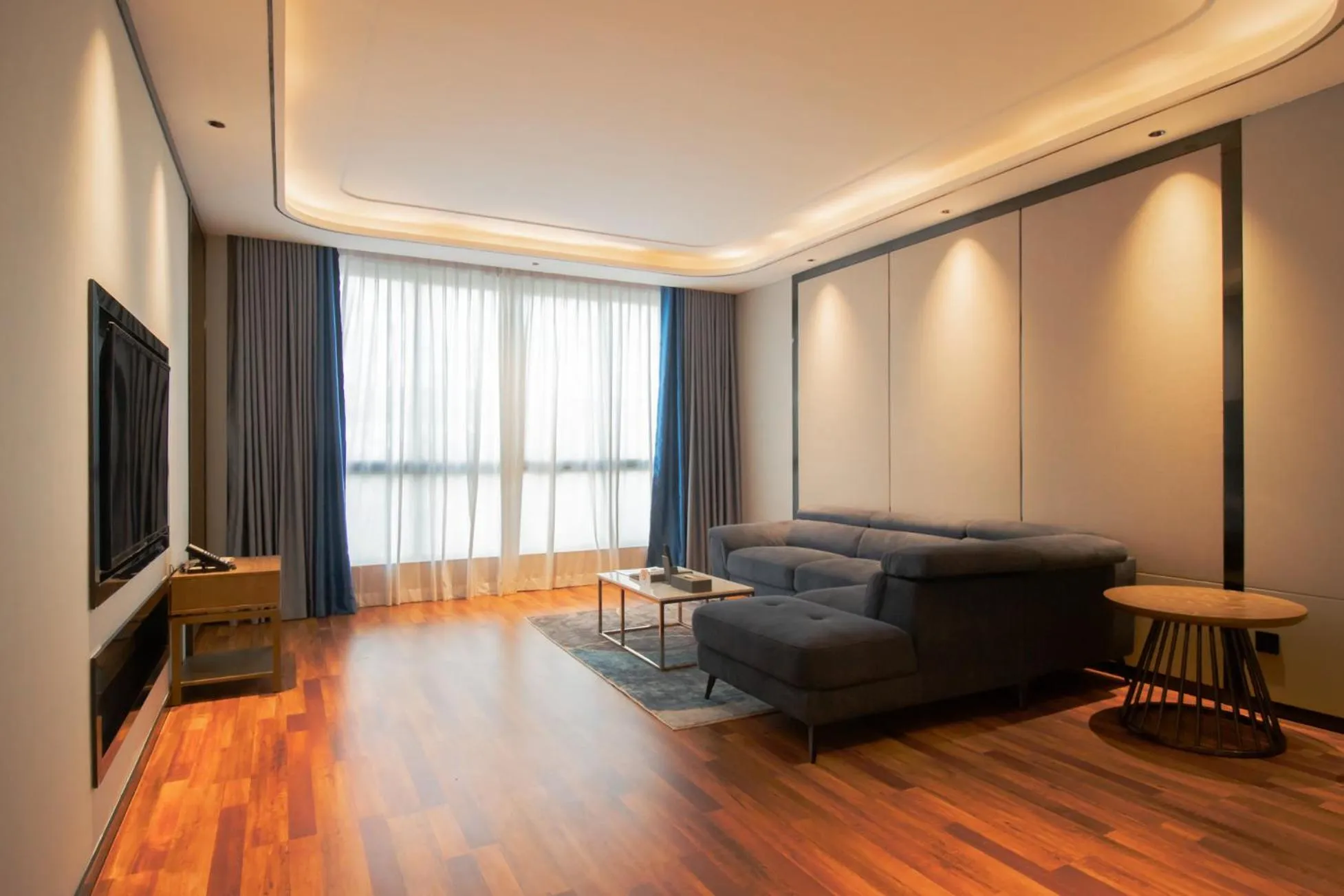 Business facilities in DongHu Resort Hotel