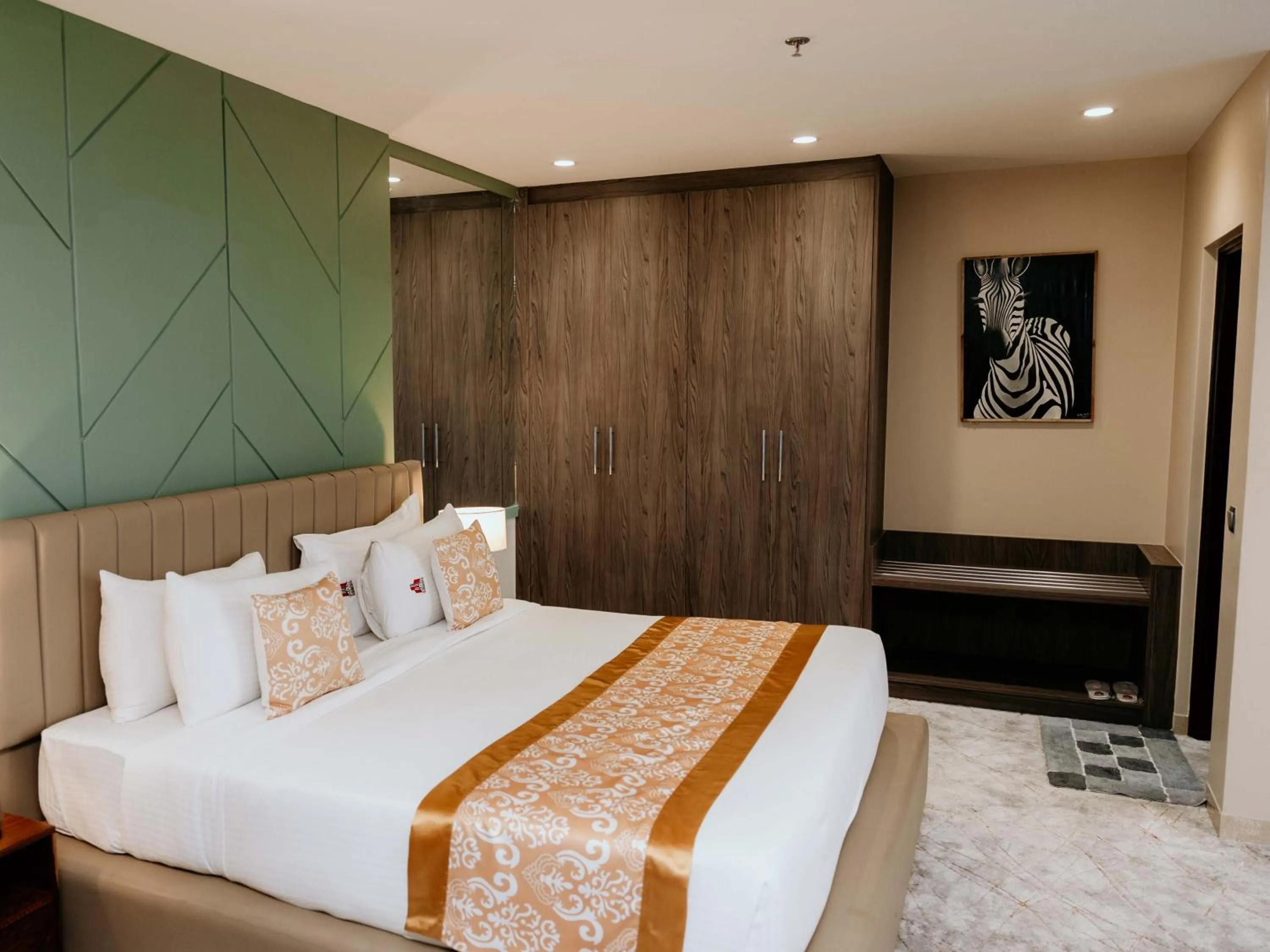 View (from property/room), Bed in Kingjada Hotels & Apartments