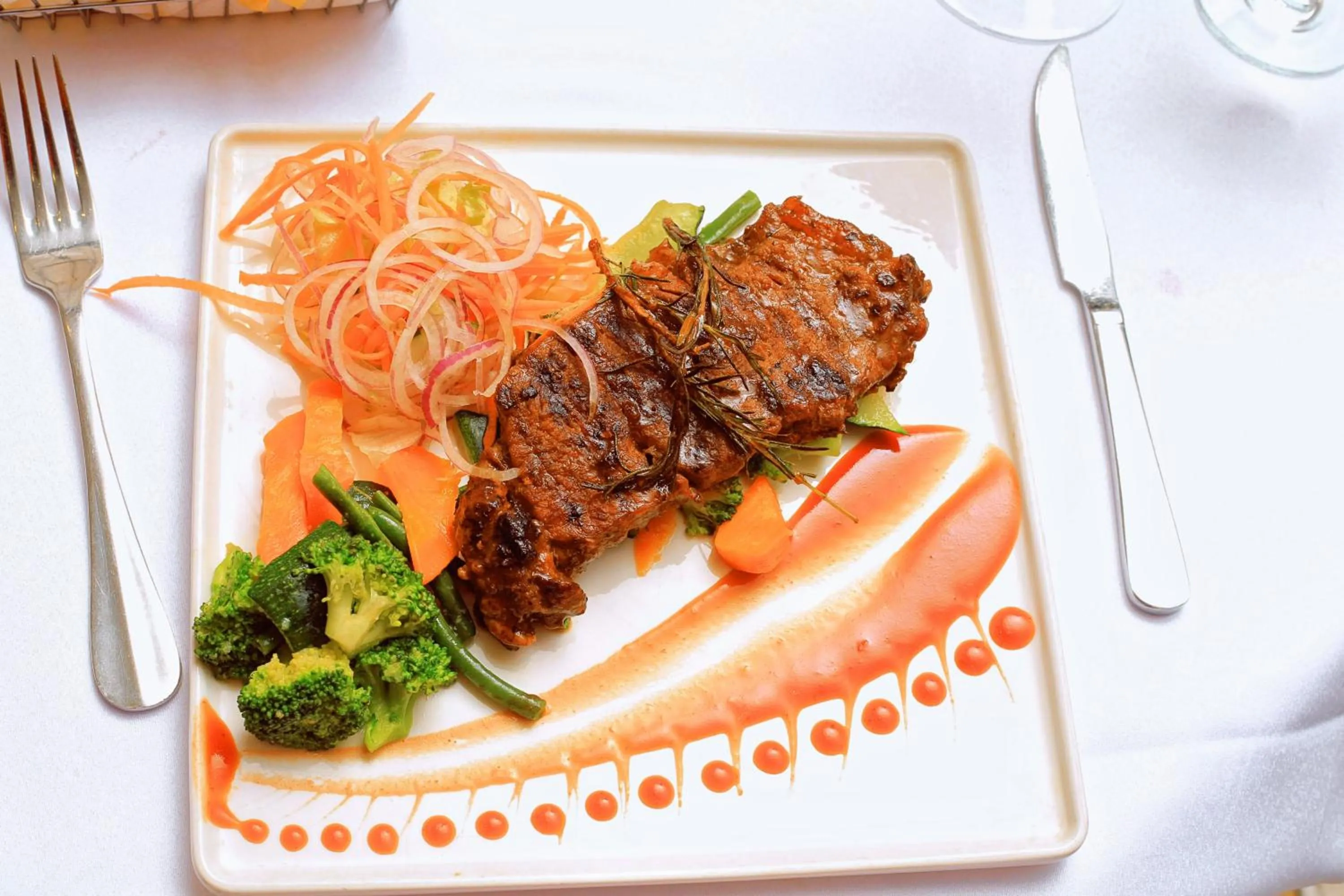 Food in Kingjada Hotels & Apartments