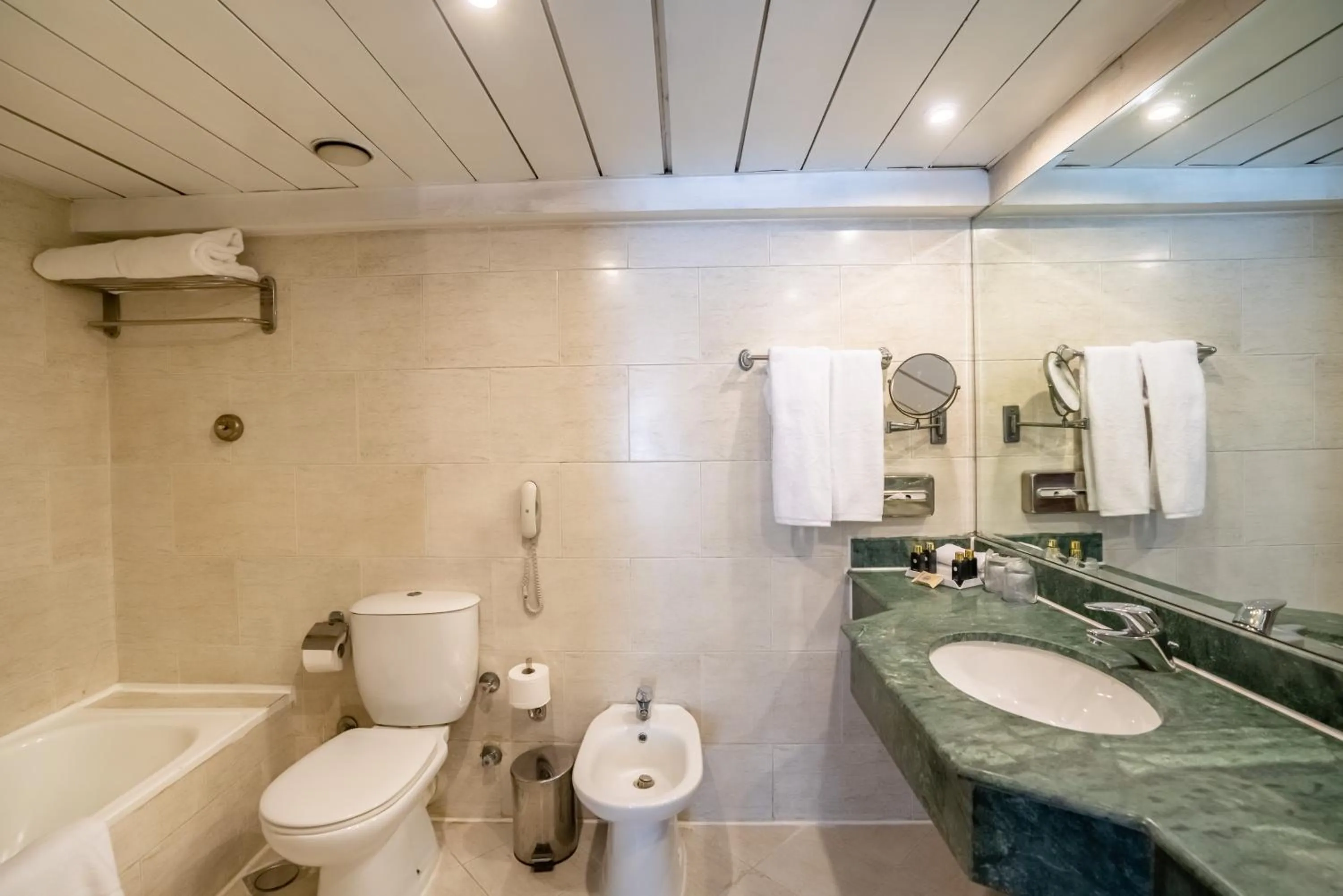 Toilet in Azal Pyramids Hotel