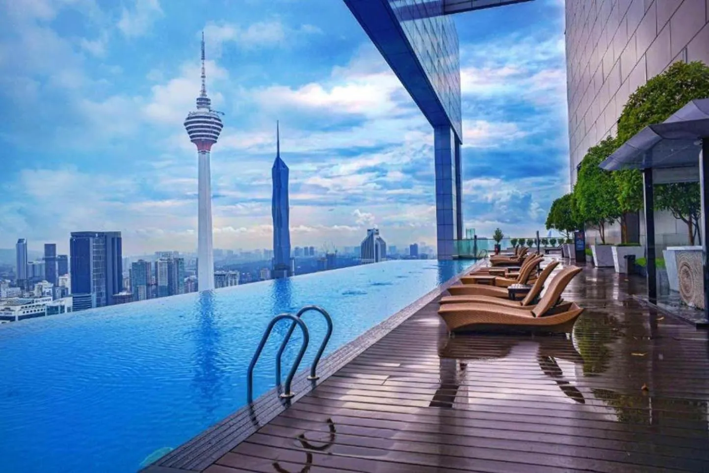Property building in De Sky Platinum Suites KLCC Kuala Lumpur
