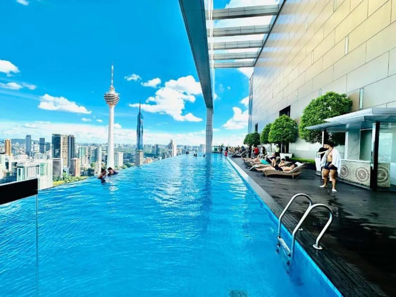 Property building in De Sky Platinum Suites KLCC Kuala Lumpur