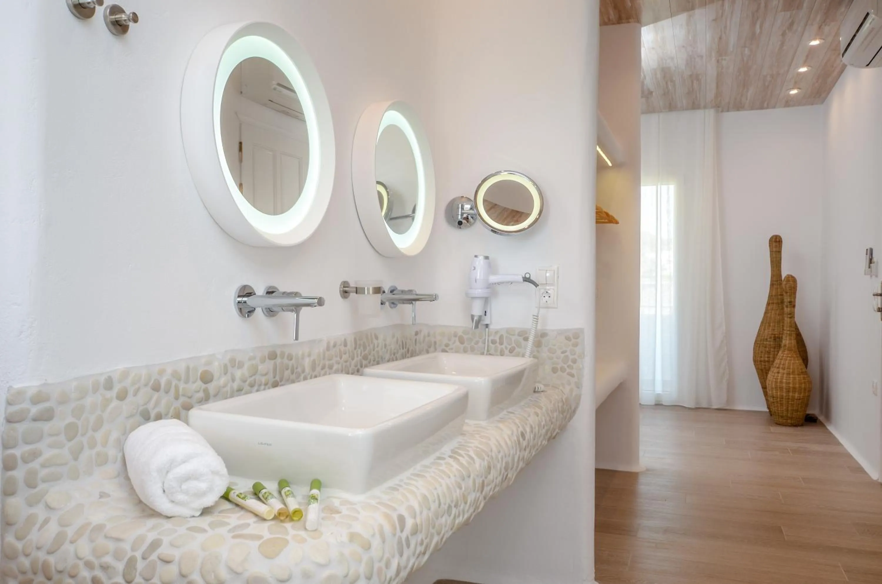Bathroom in Cyano Suites