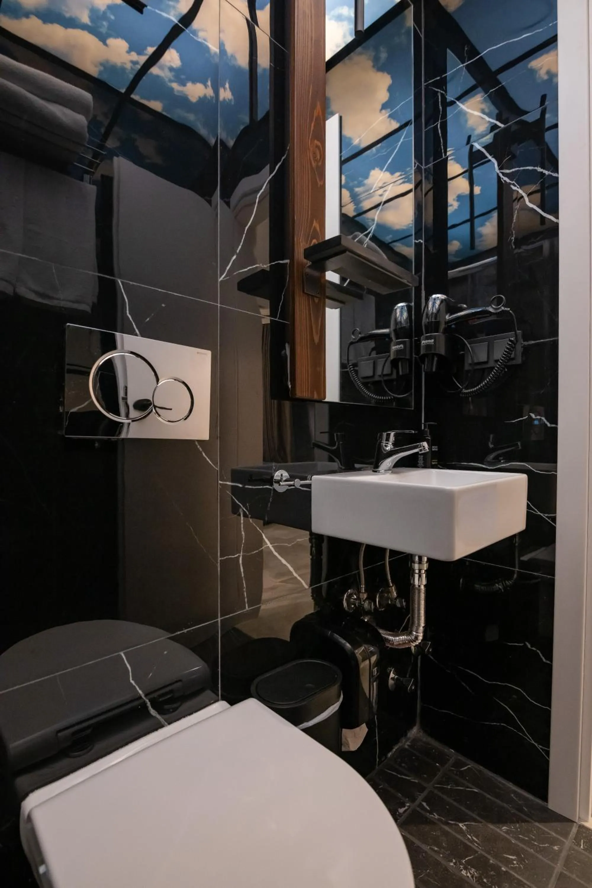 Sylvia Camping & Luxury Suites, Panel Hospitality Homes & Villas