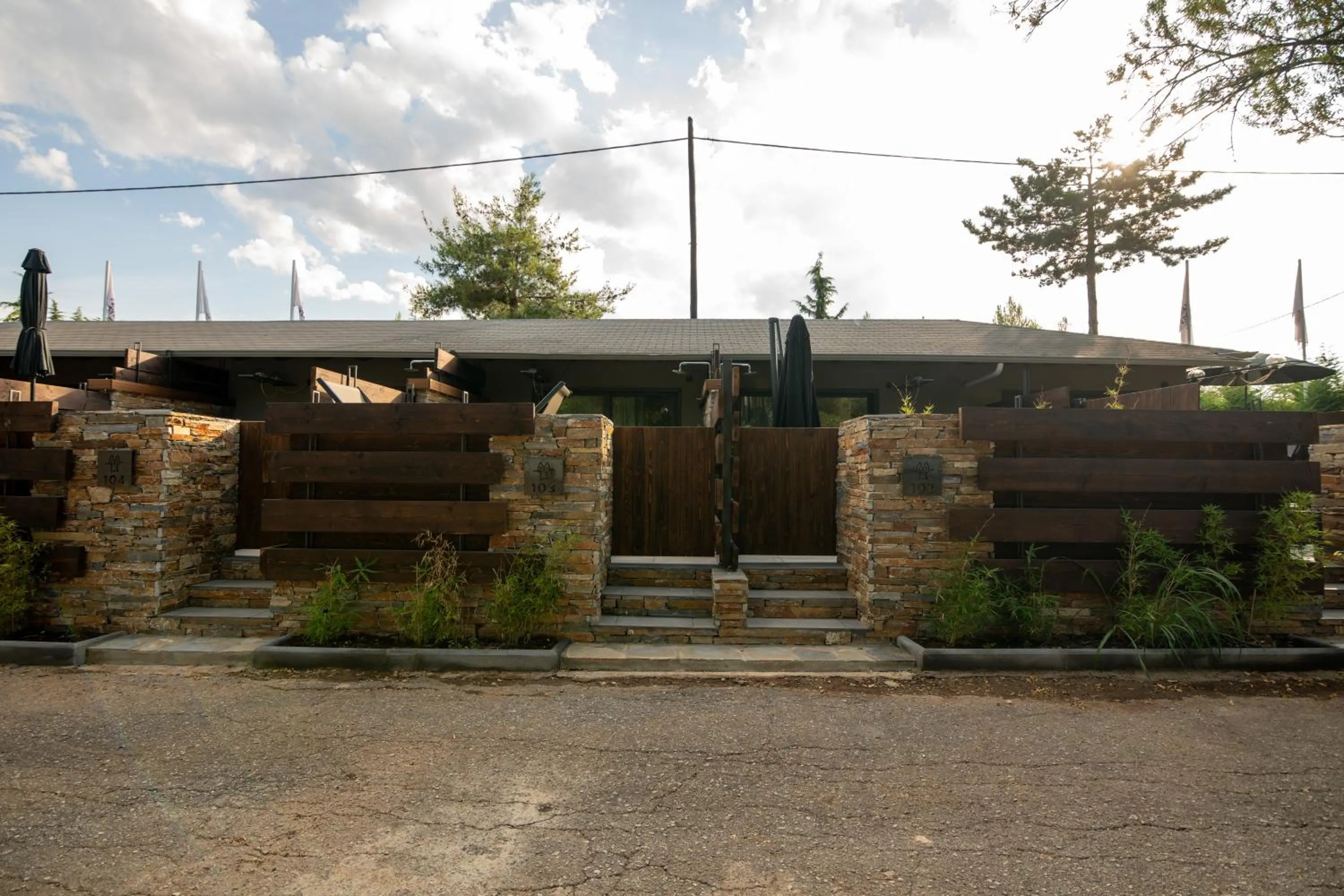 Sylvia Camping & Luxury Suites, Panel Hospitality Homes & Villas