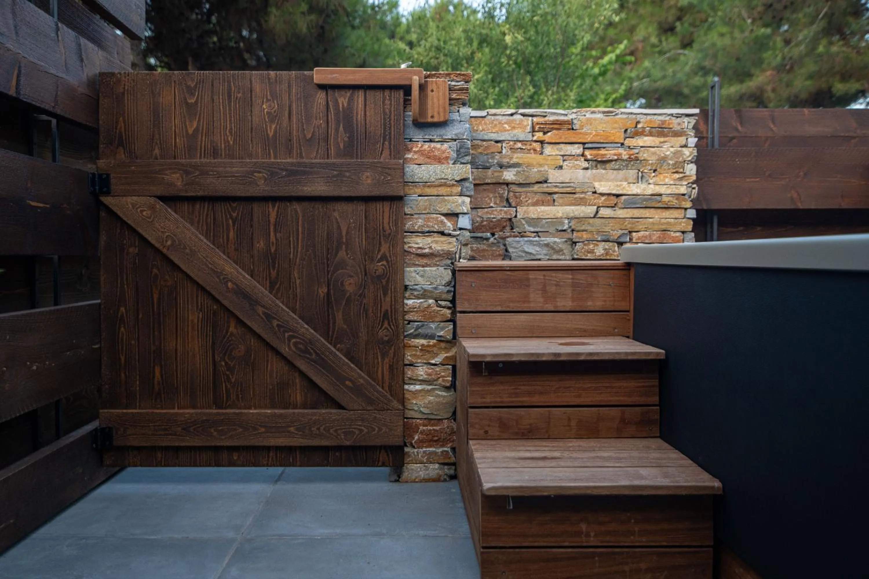 Sylvia Camping & Luxury Suites, Panel Hospitality Homes & Villas