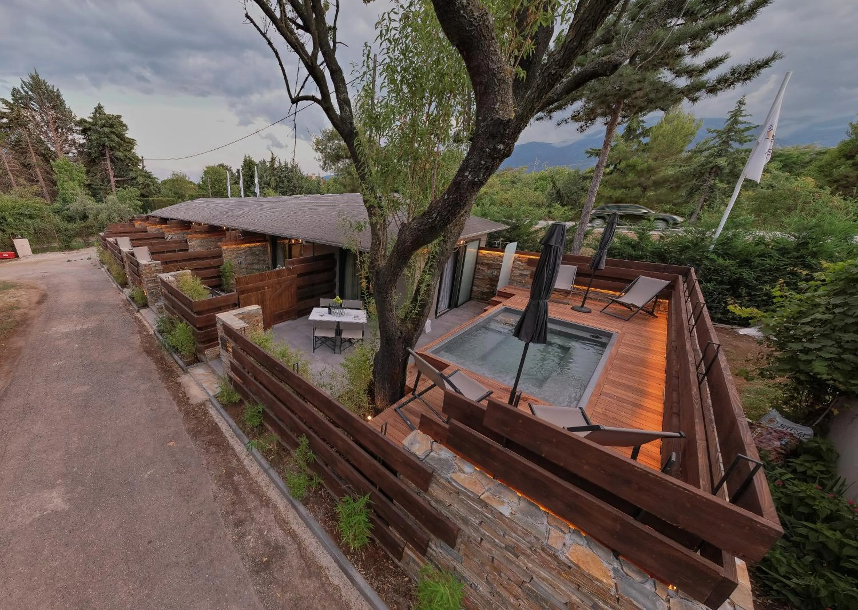 Sylvia Camping & Luxury Suites, Panel Hospitality Homes & Villas