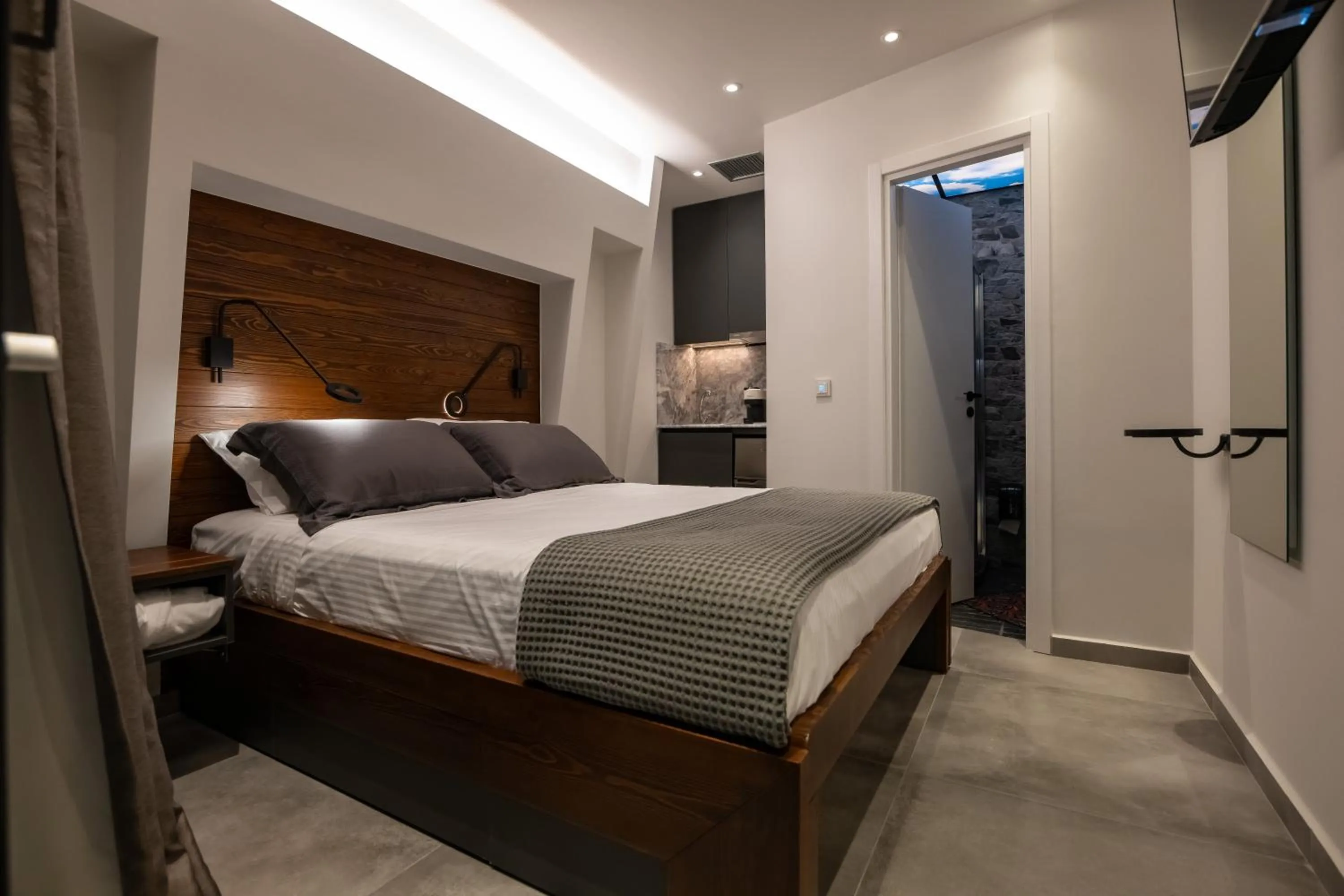 Bed in Sylvia Camping & Luxury Suites, Panel Hospitality Homes & Villas