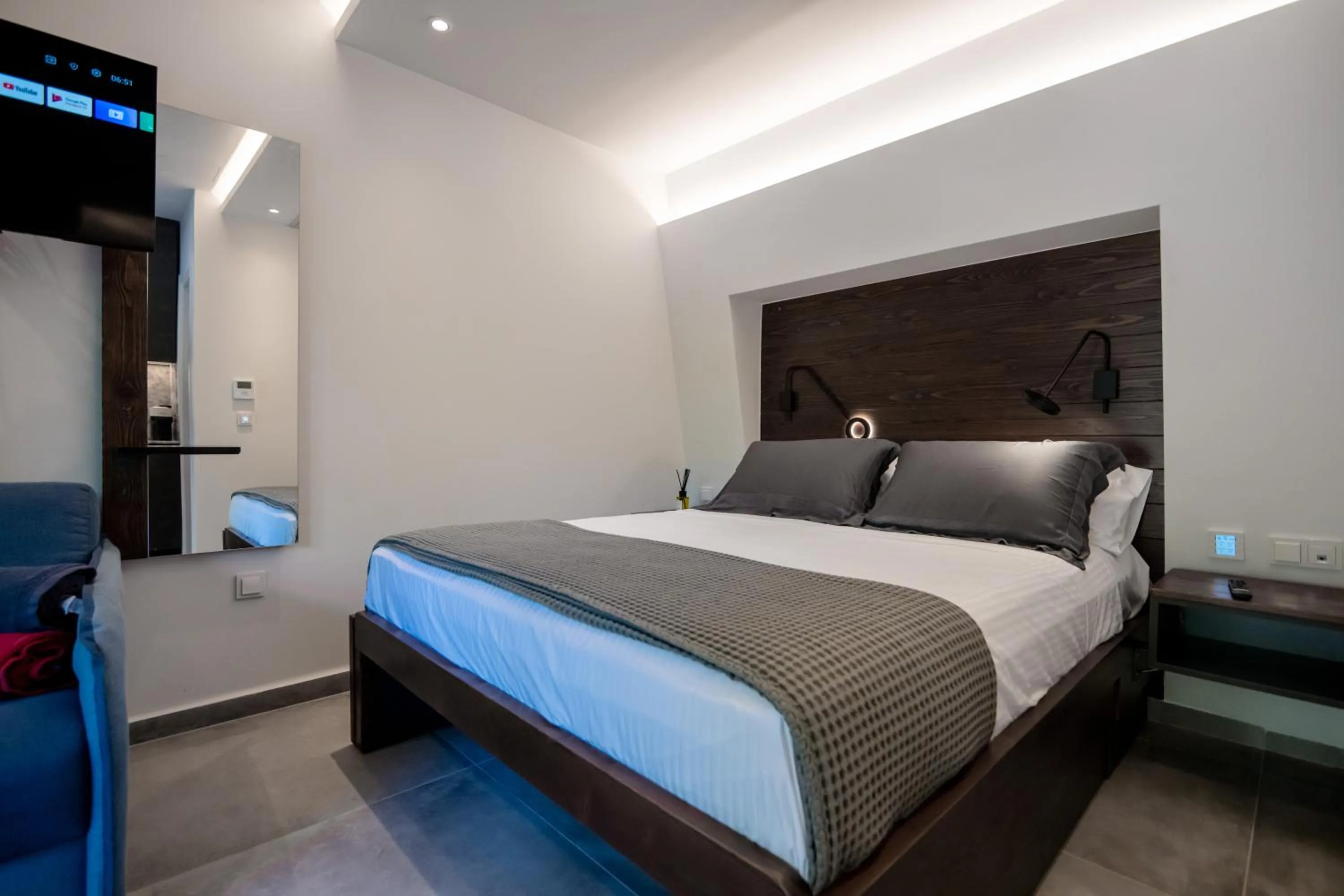 Bed in Sylvia Camping & Luxury Suites, Panel Hospitality Homes & Villas