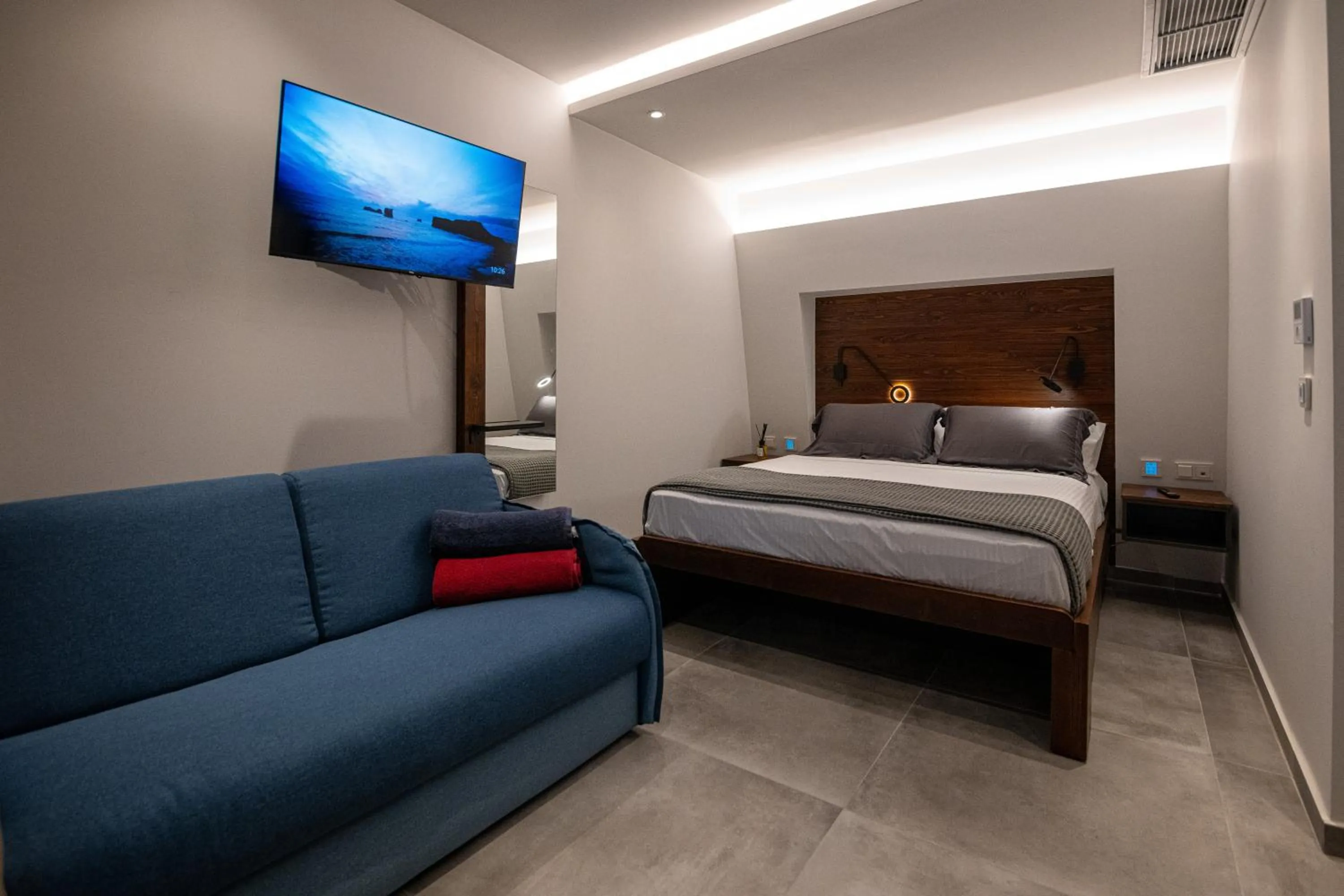 Bed in Sylvia Camping & Luxury Suites, Panel Hospitality Homes & Villas