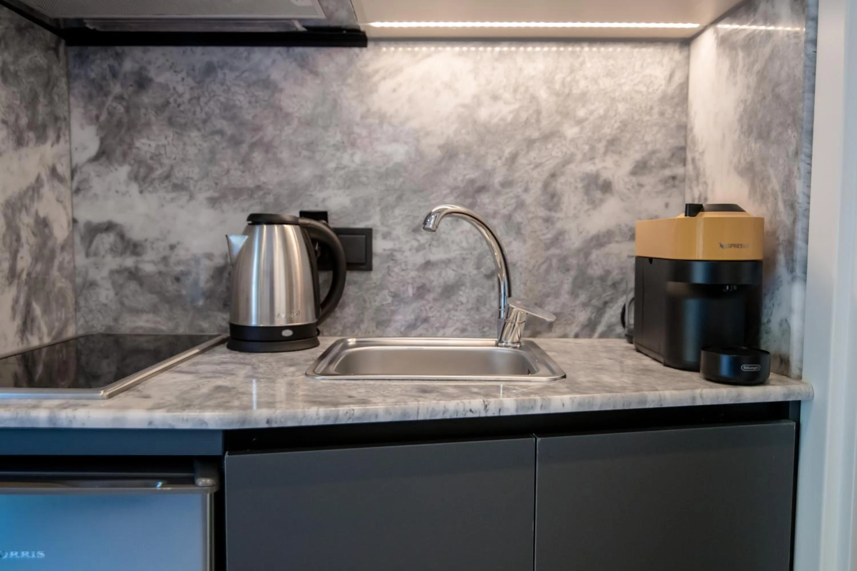 Sylvia Camping & Luxury Suites, Panel Hospitality Homes & Villas