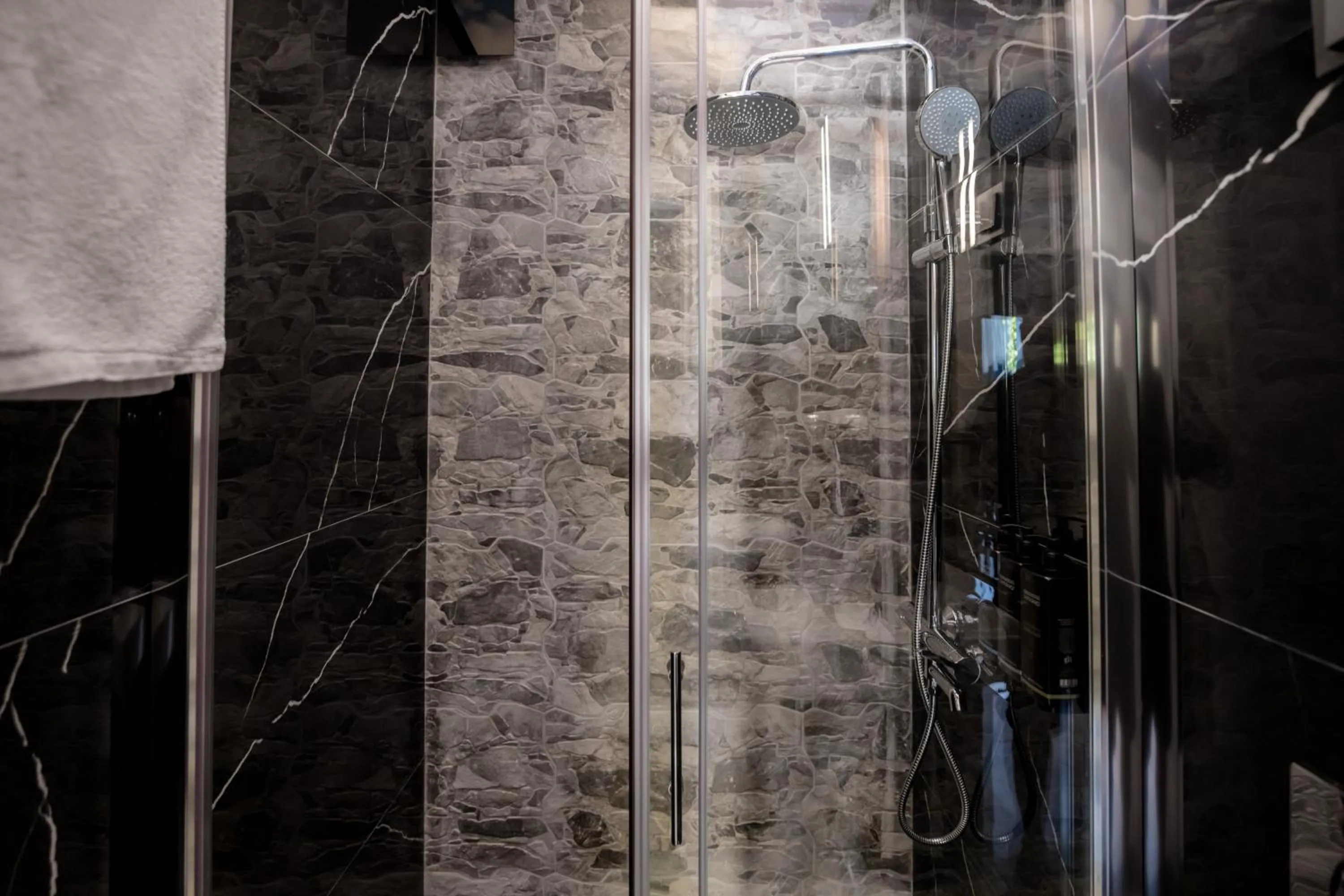 Sylvia Camping & Luxury Suites, Panel Hospitality Homes & Villas