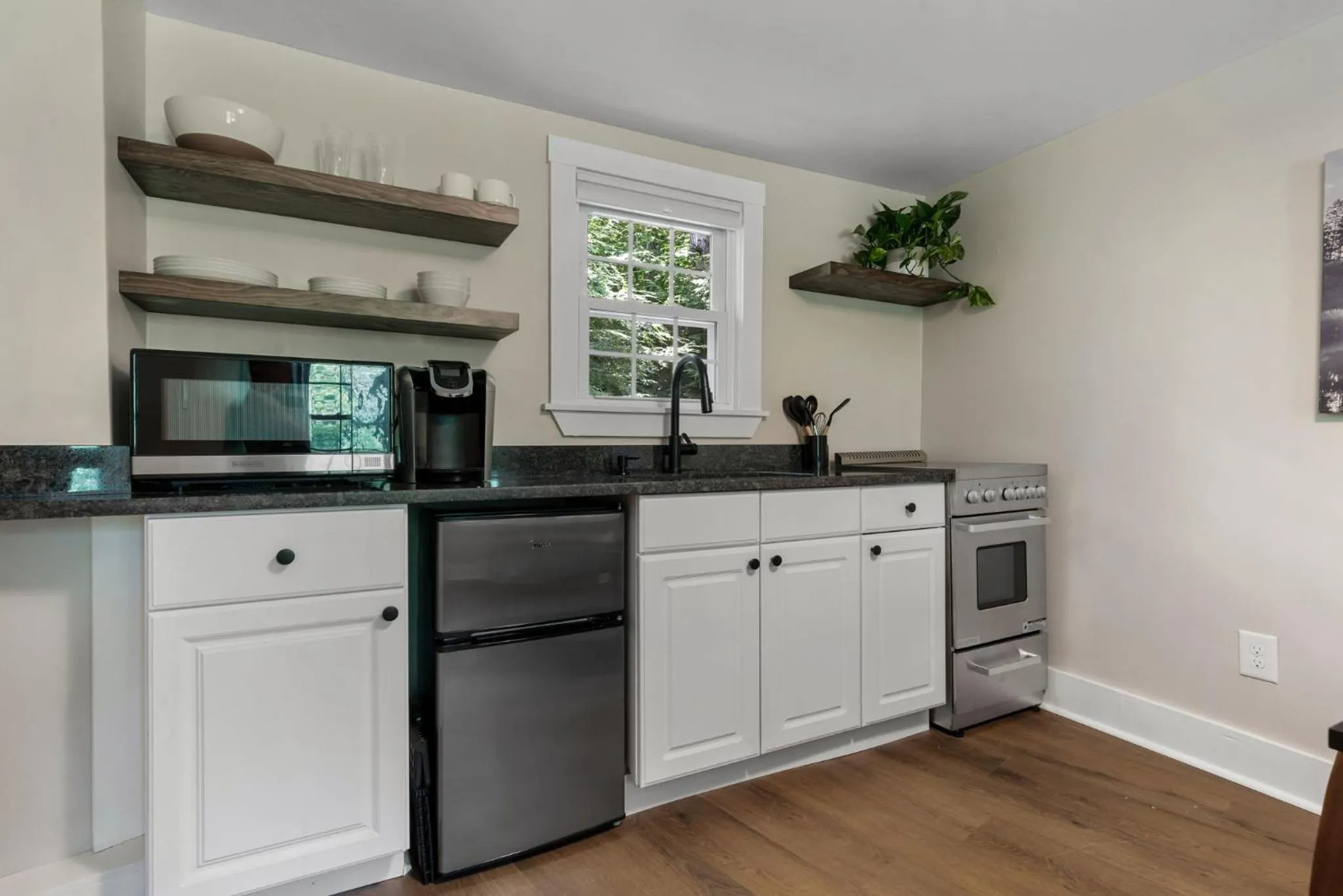 pet friendly in The Aurora Inn & Cottages