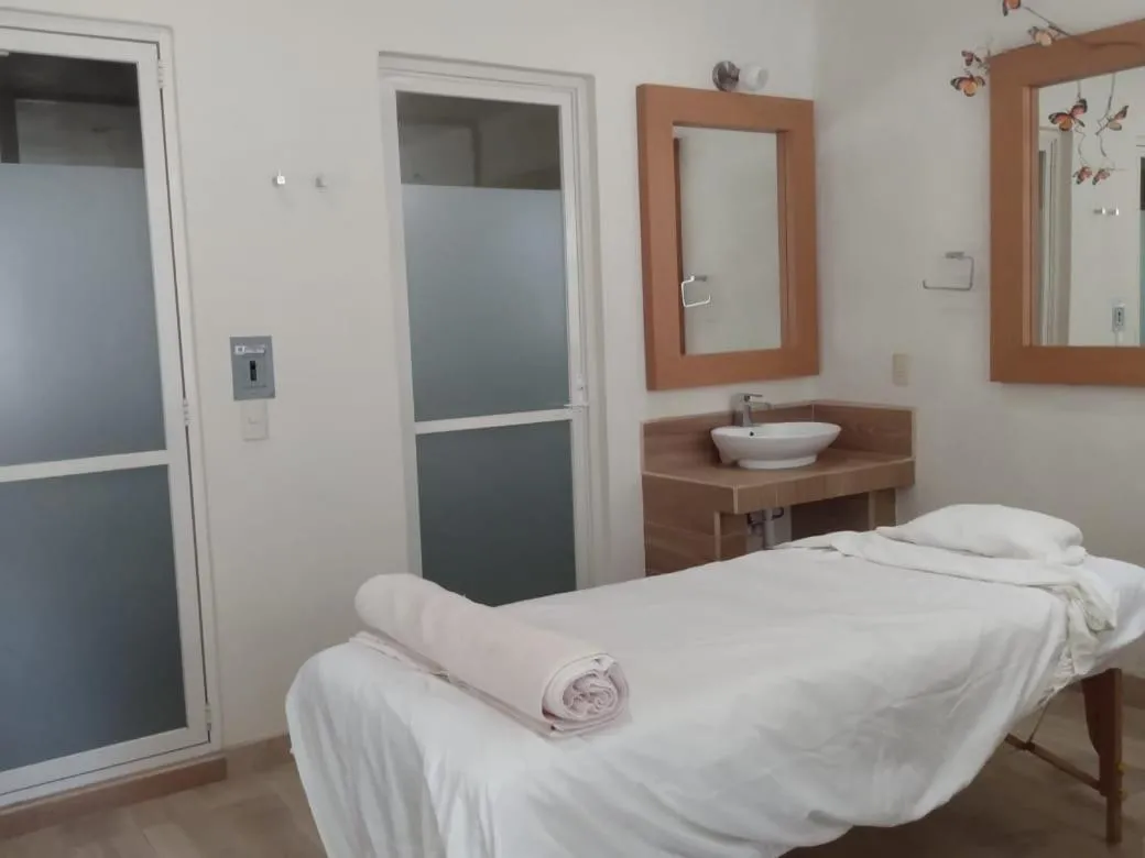 Spa and wellness centre/facilities in Centenario Los Arroyitos