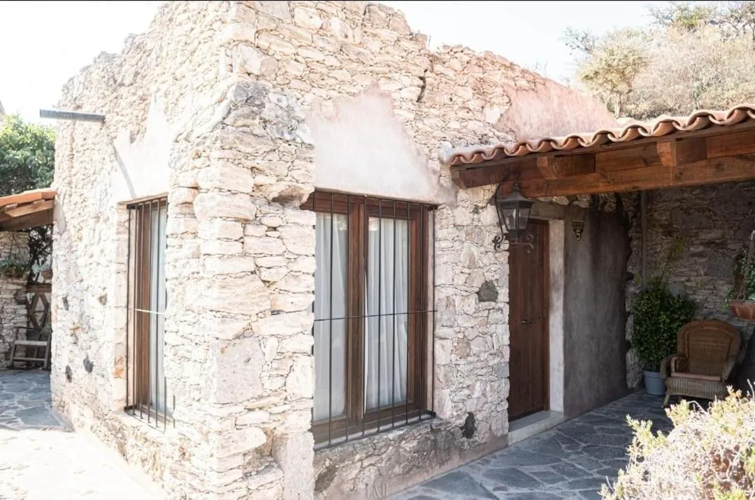 Property building in Centenario Los Arroyitos