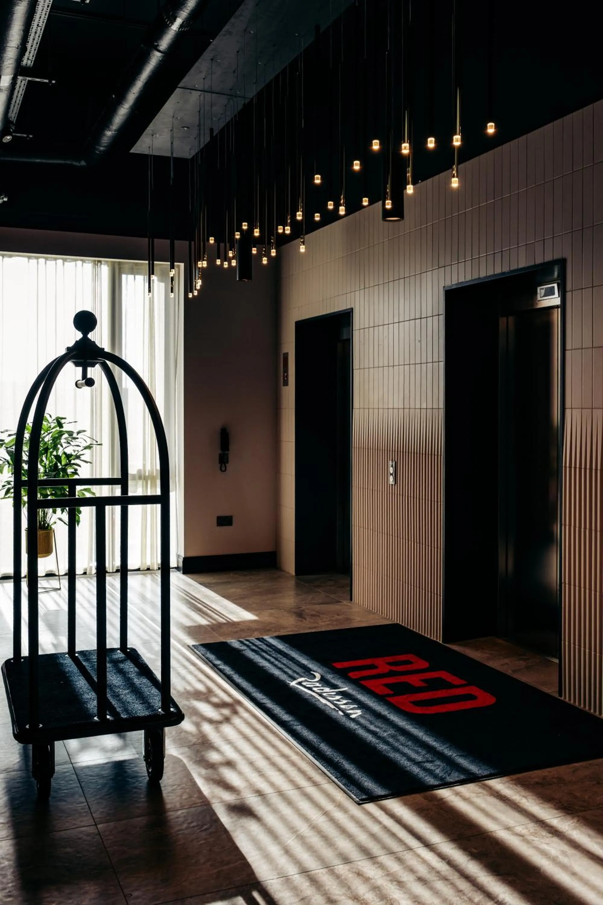 Lobby or reception in Radisson RED Galway
