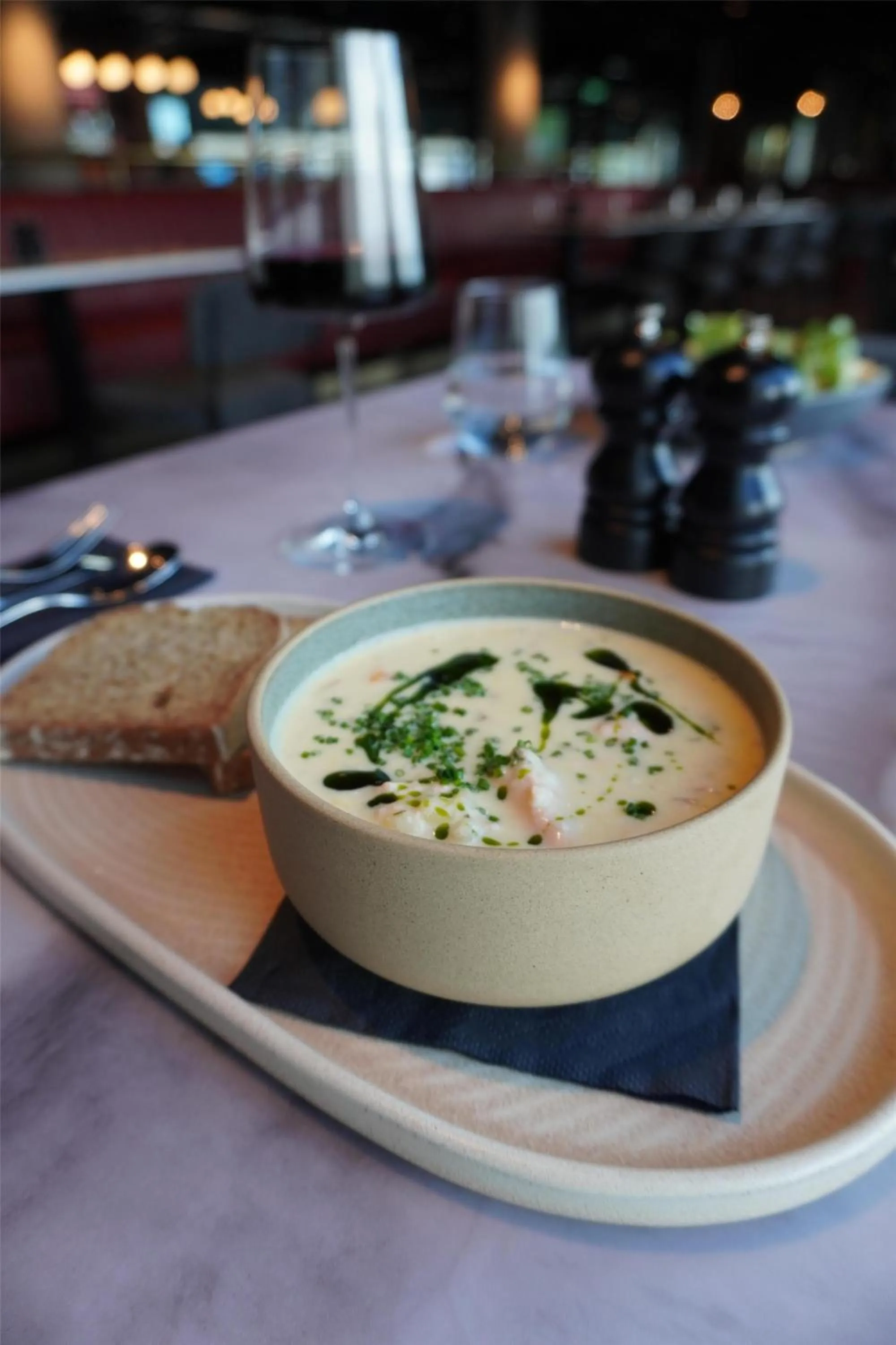 Food and drinks in Radisson RED Galway