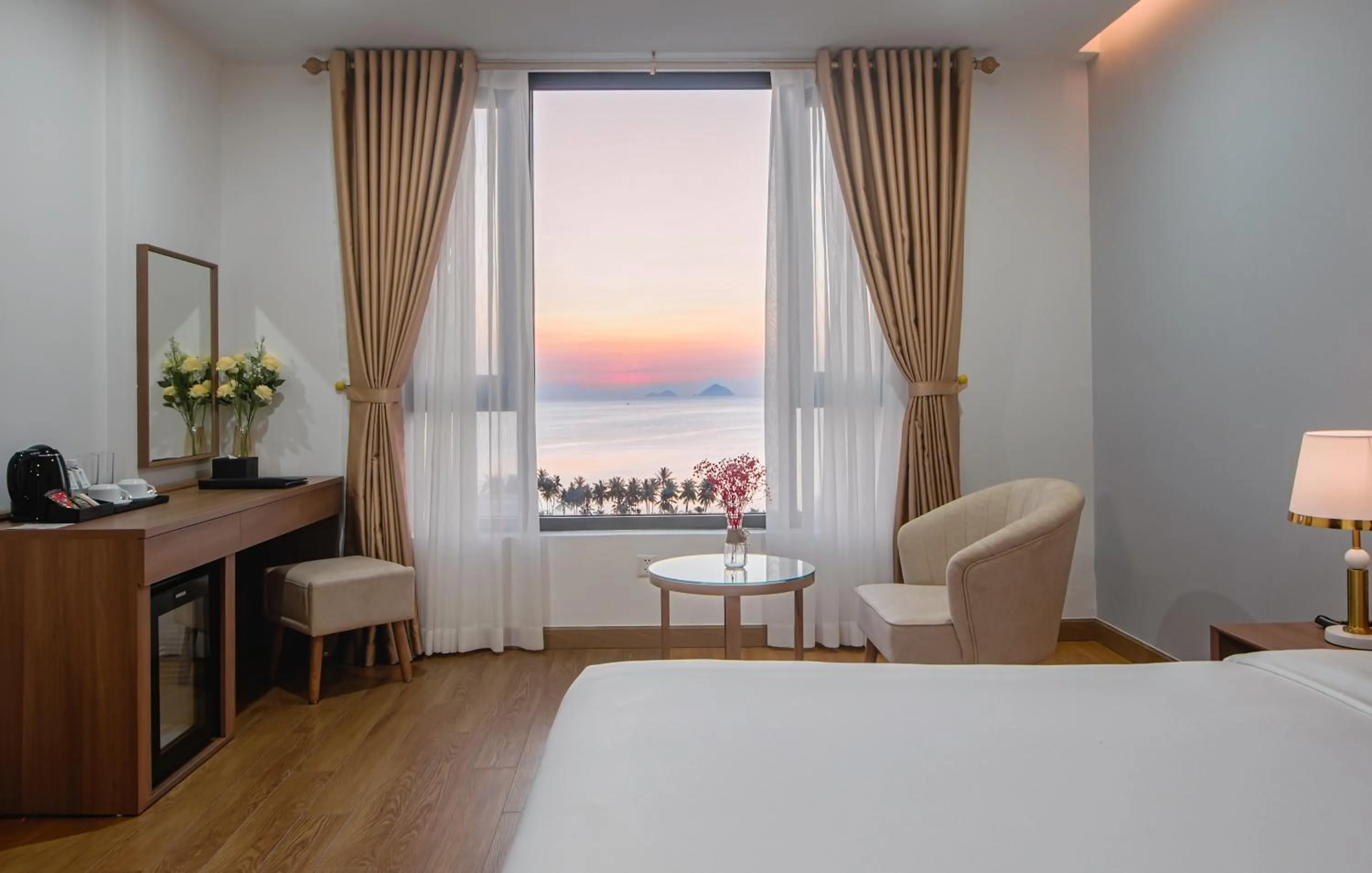 View (from property/room), Bed in Sea Soul Hotel