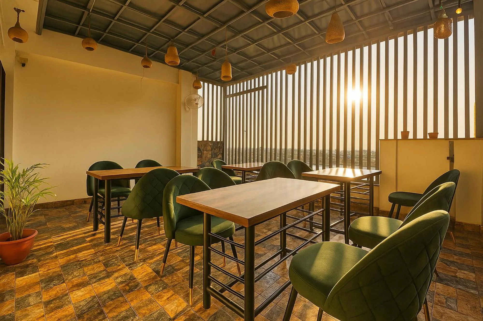 Restaurant/places to eat in FabHotel Govindam Royal Stay