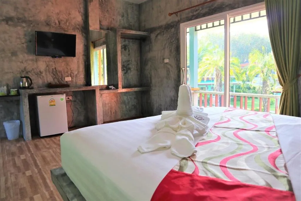 View (from property/room), Bed in Tum Mai Kaew Lanta Resort