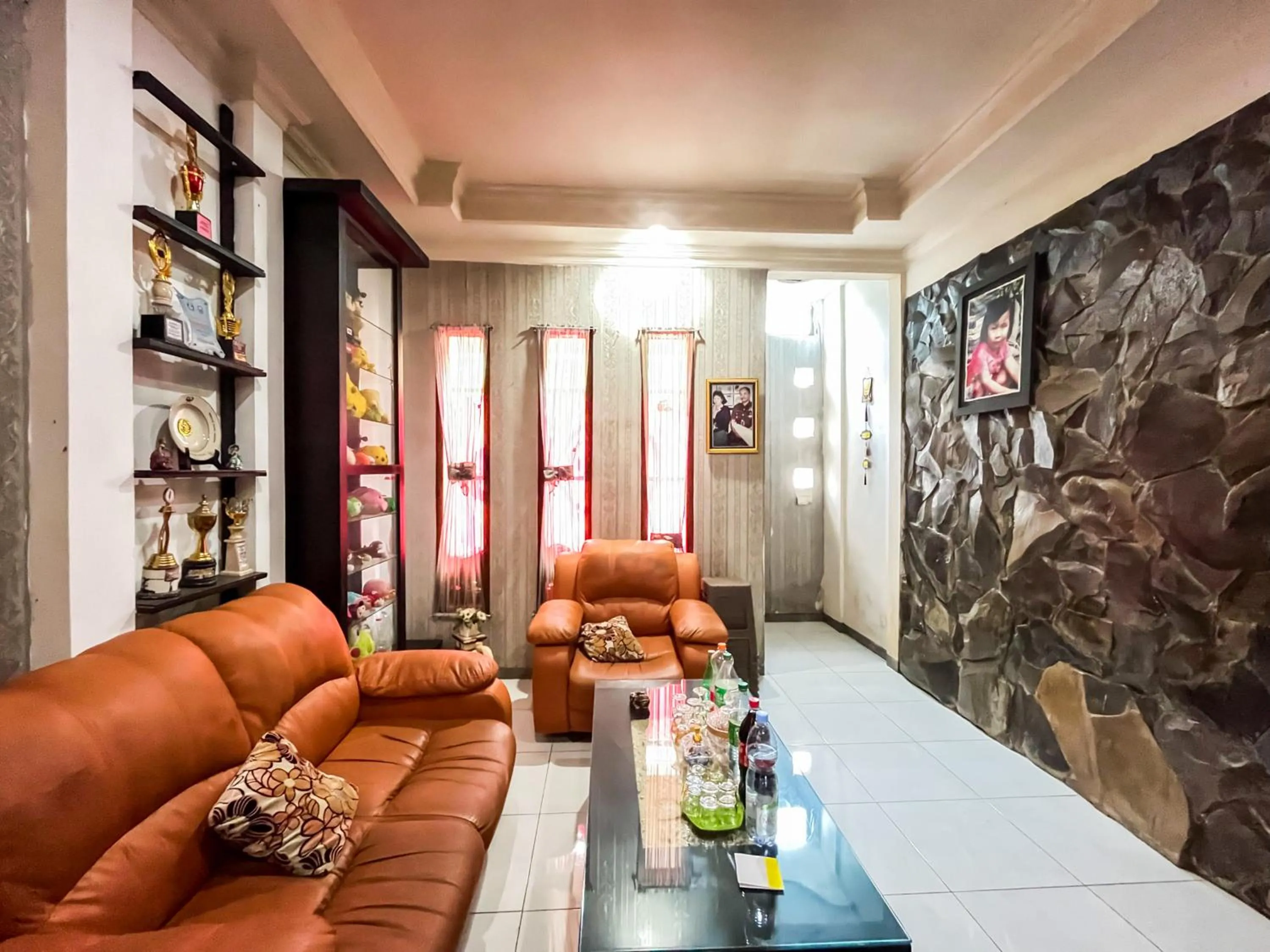 Seating area in Rumah Bromo RedPartner