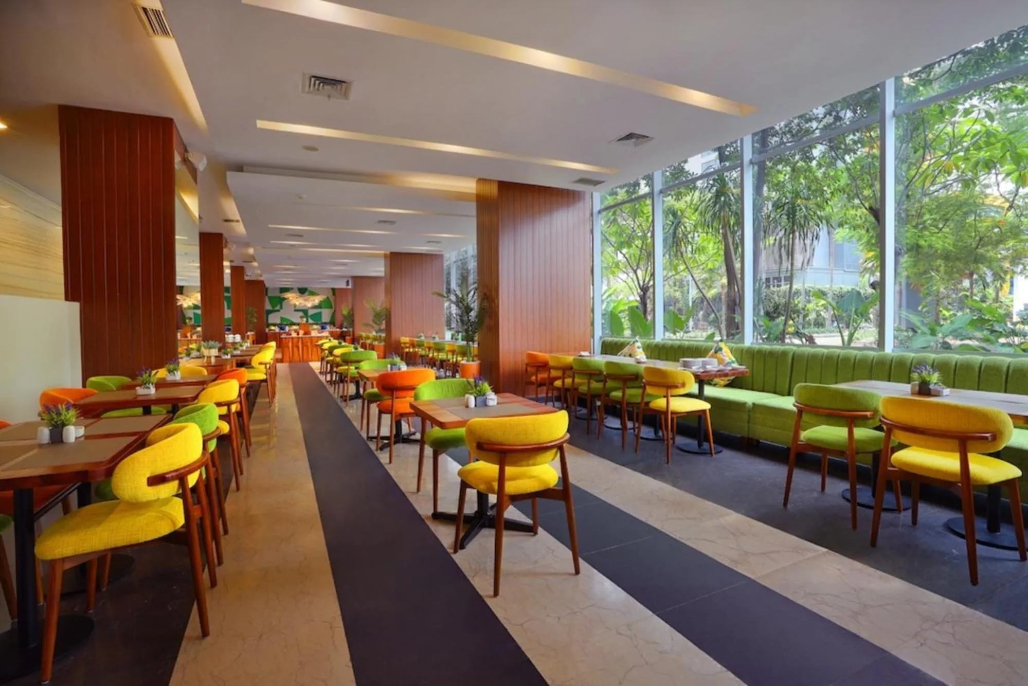 Restaurant/places to eat in Somerset Kencana Jakarta