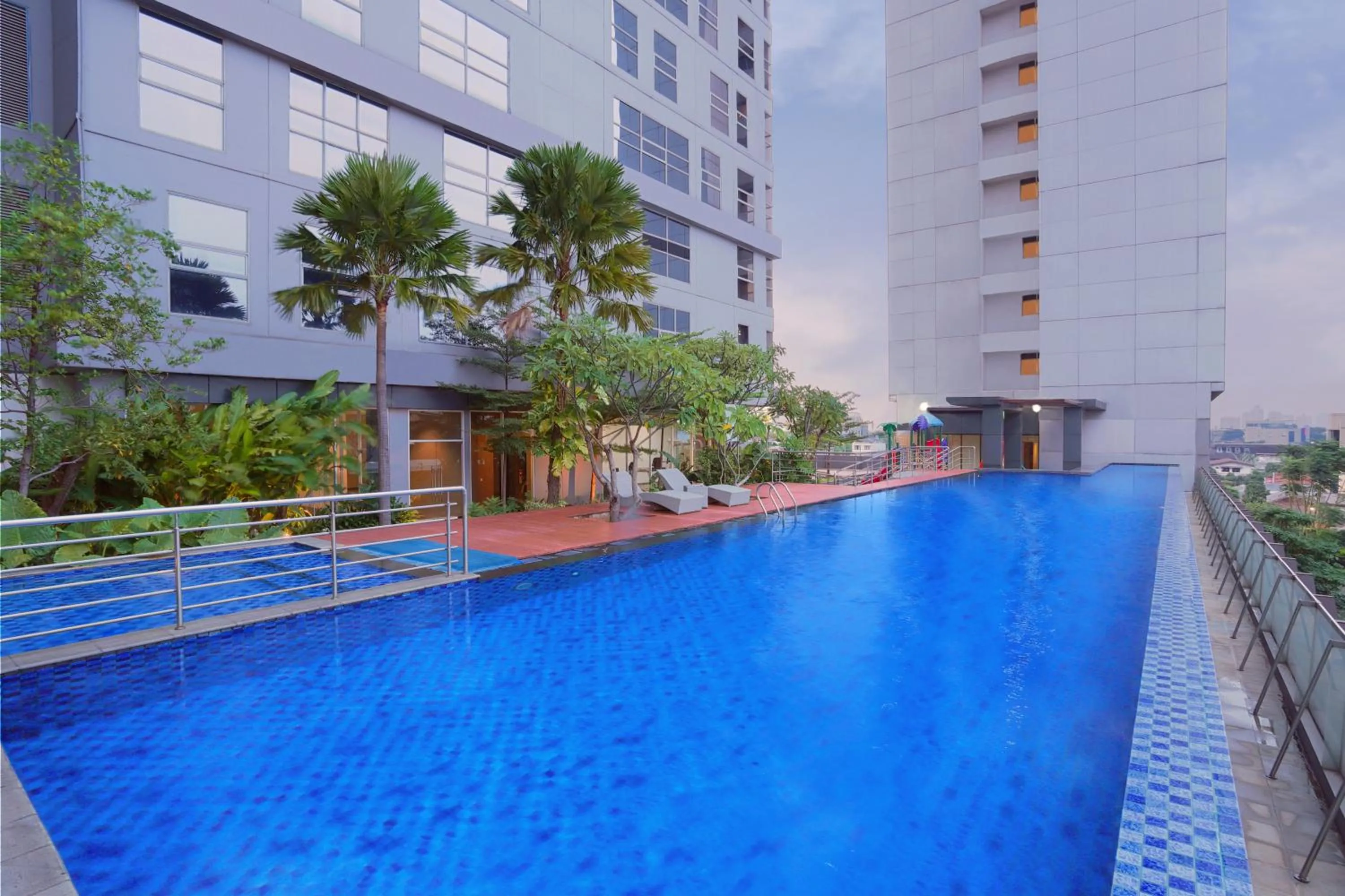 Swimming pool in Somerset Kencana Jakarta