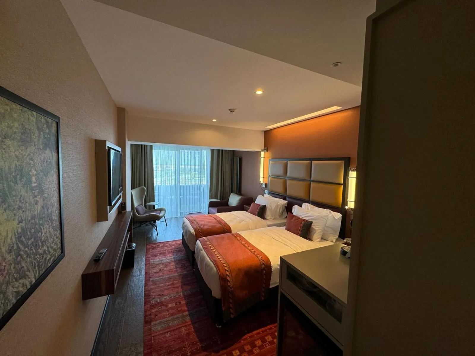 Photo of the whole room, Bed in Sile Gonen Hotel