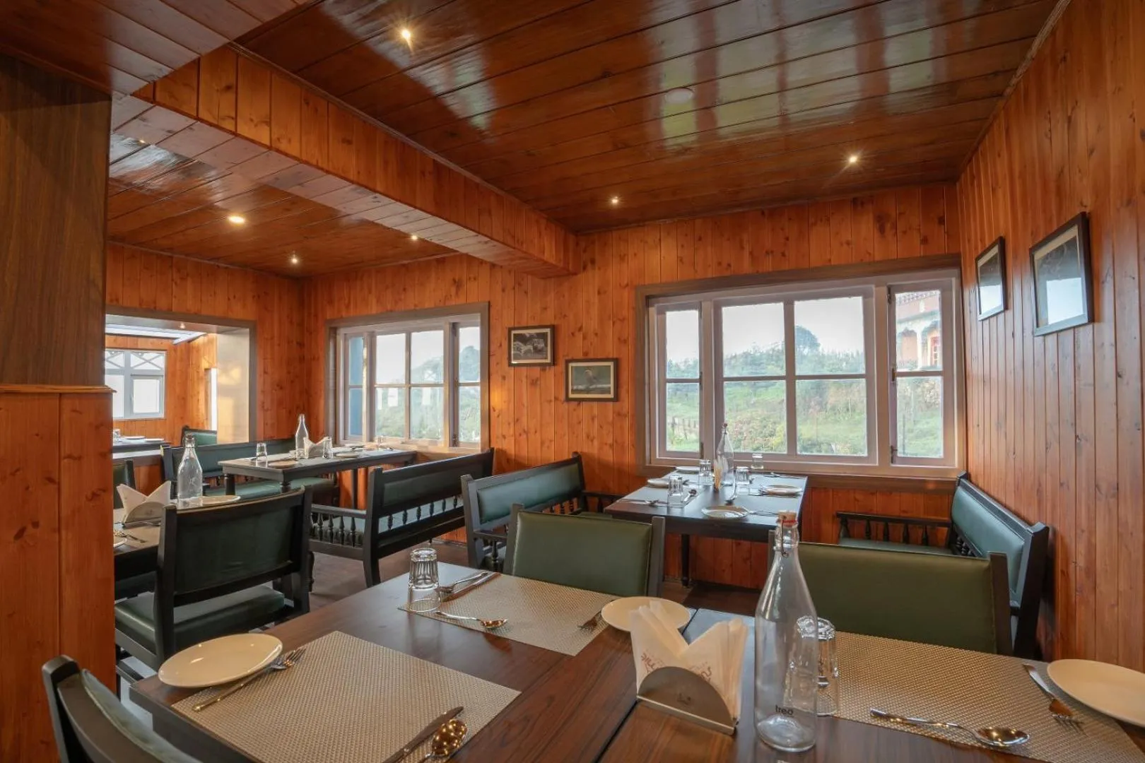 Restaurant/places to eat in Poshtel, Meghma , Sandakphu