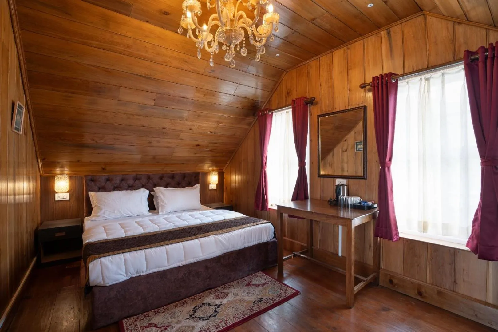 Bedroom, Bed in Poshtel, Meghma , Sandakphu