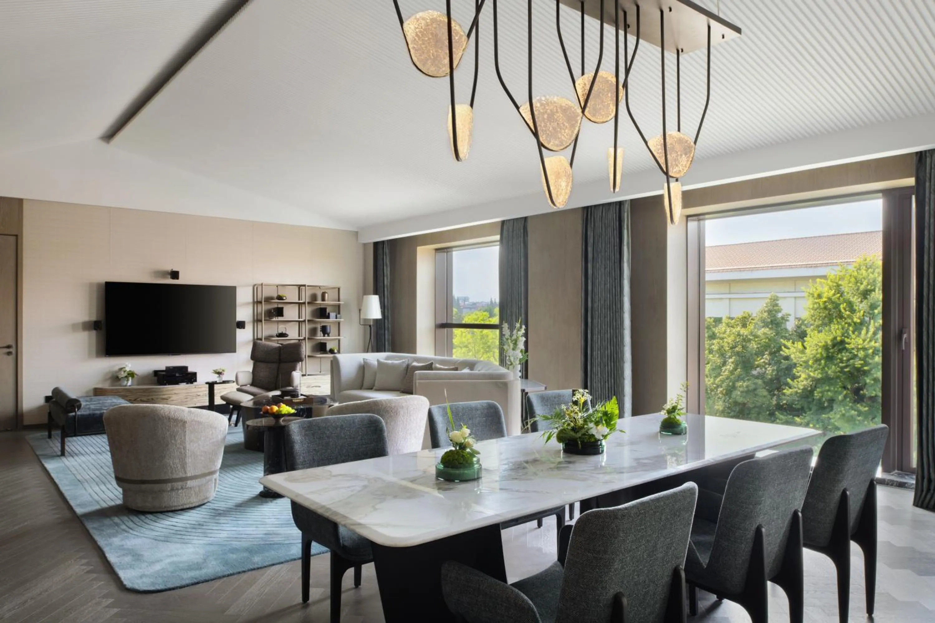 TV and multimedia in Intercontinetal Xiangyang