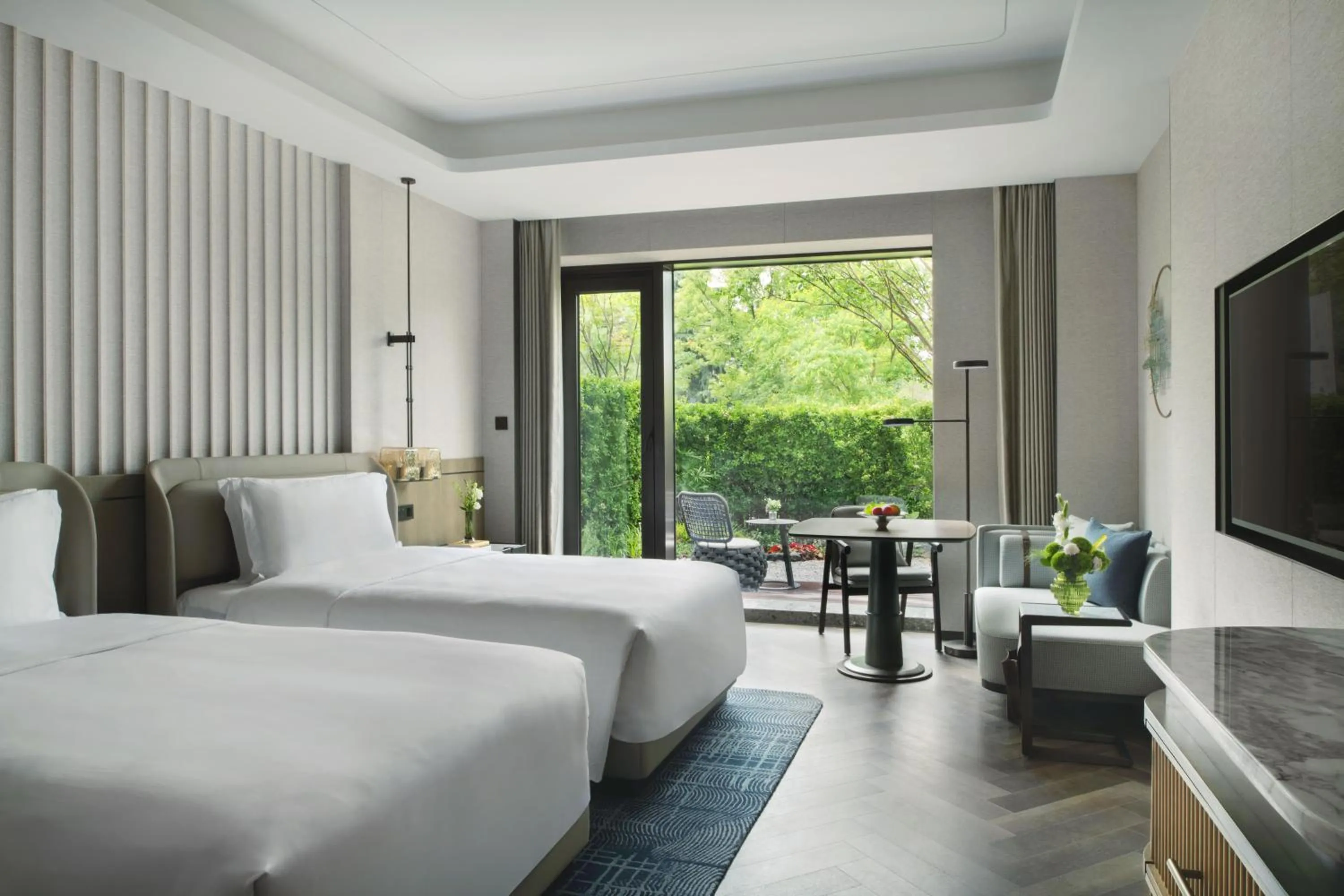 Bed in Intercontinetal Xiangyang