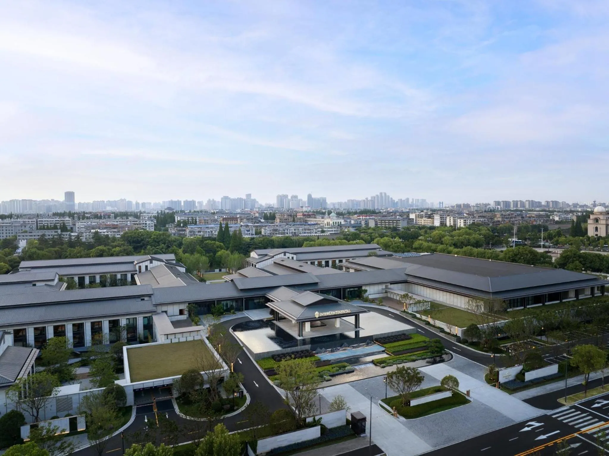 Property building in Intercontinetal Xiangyang