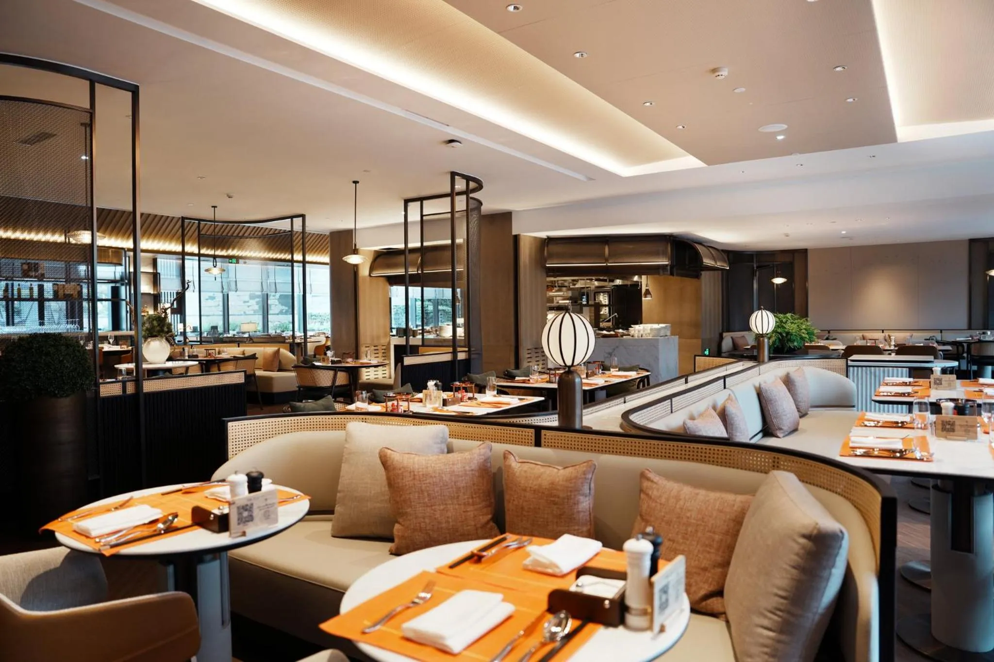 Restaurant/places to eat in Intercontinetal Xiangyang