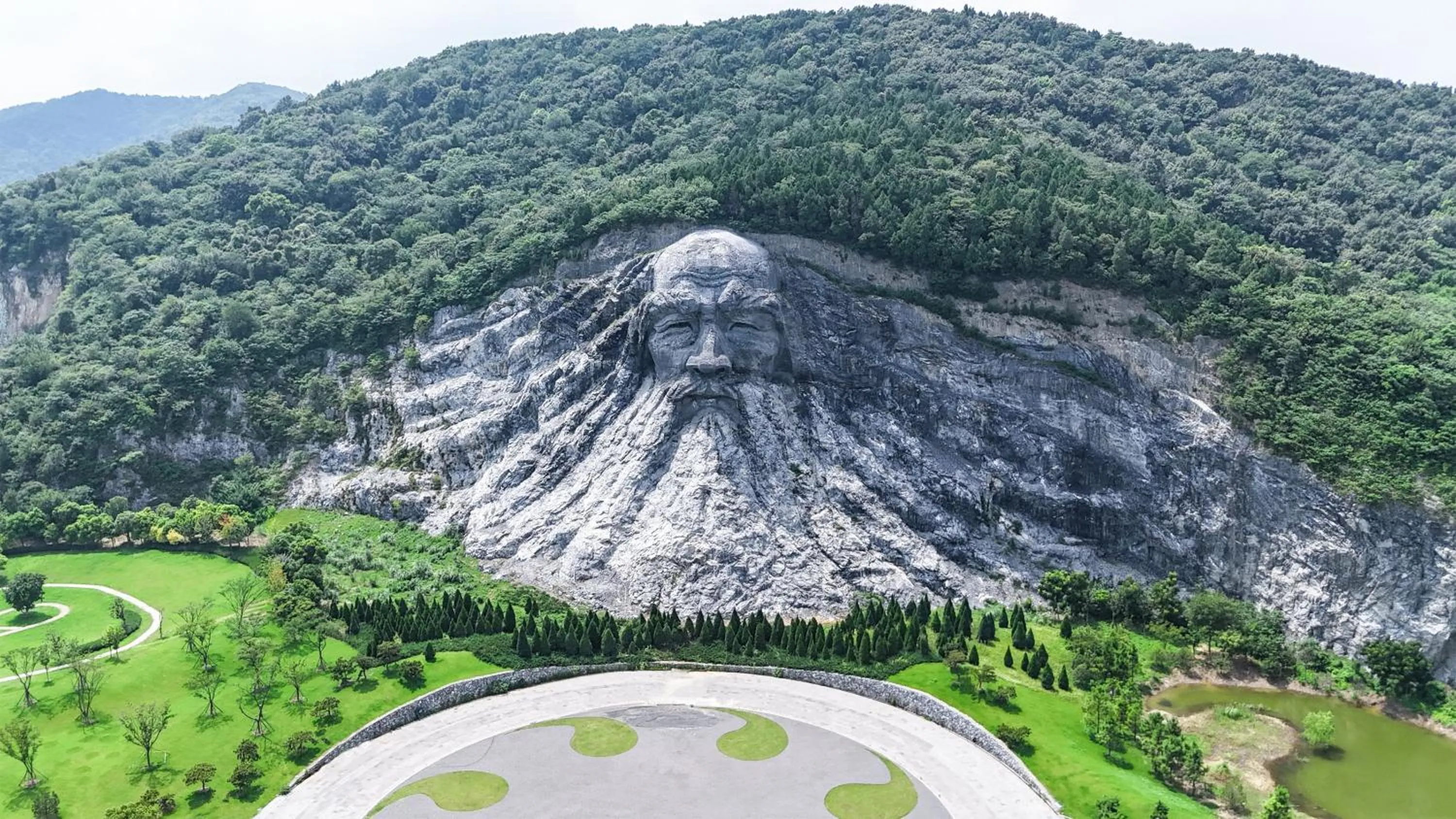 Nearby landmark in Intercontinetal Xiangyang