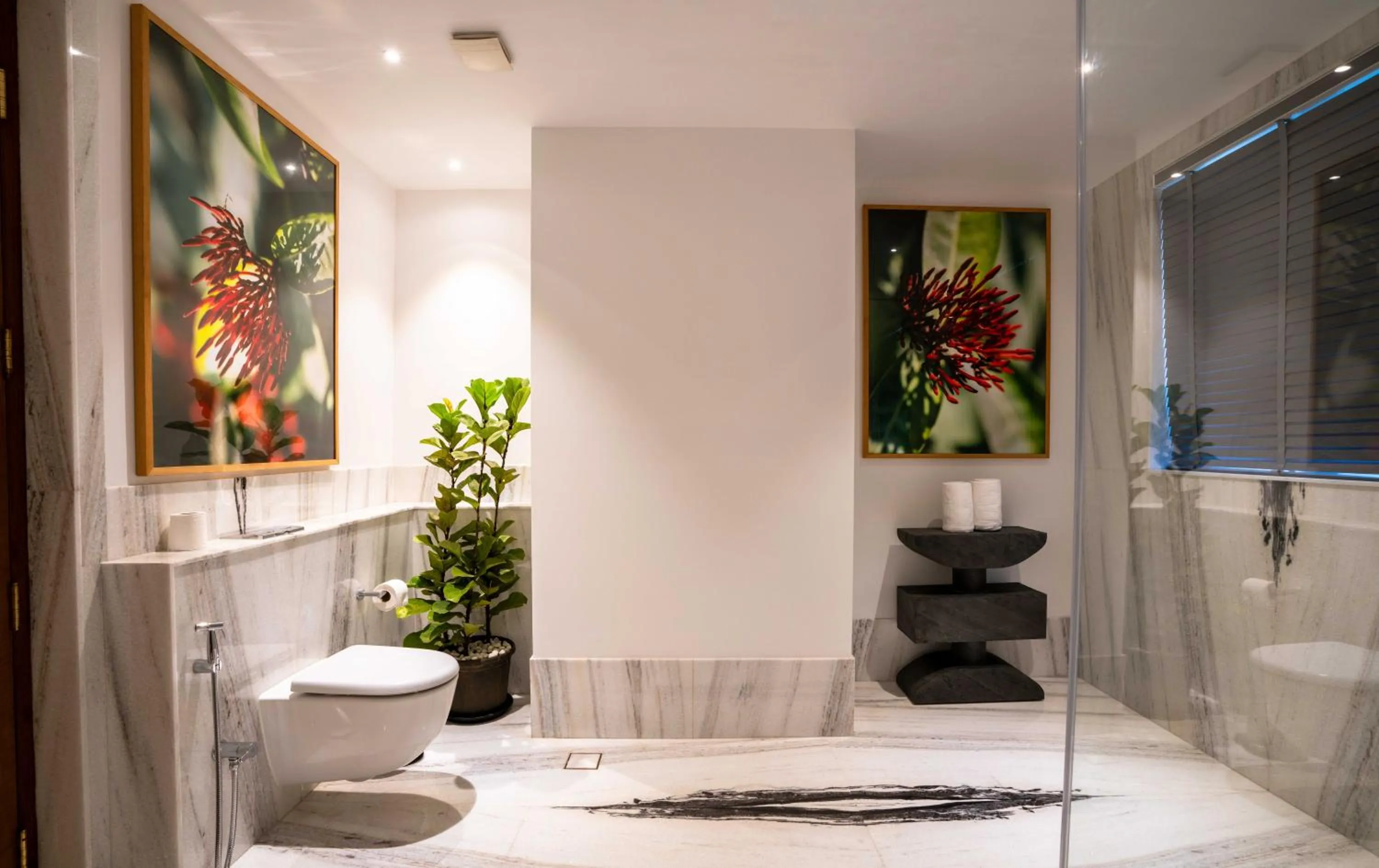 Bathroom in Amorzito by Solitaire Stays