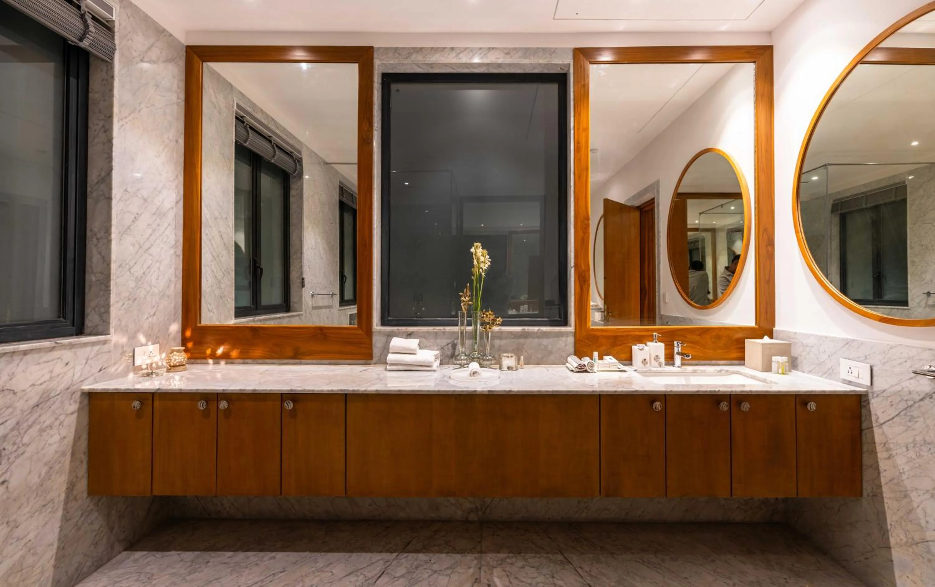 Bathroom in Amorzito by Solitaire Stays