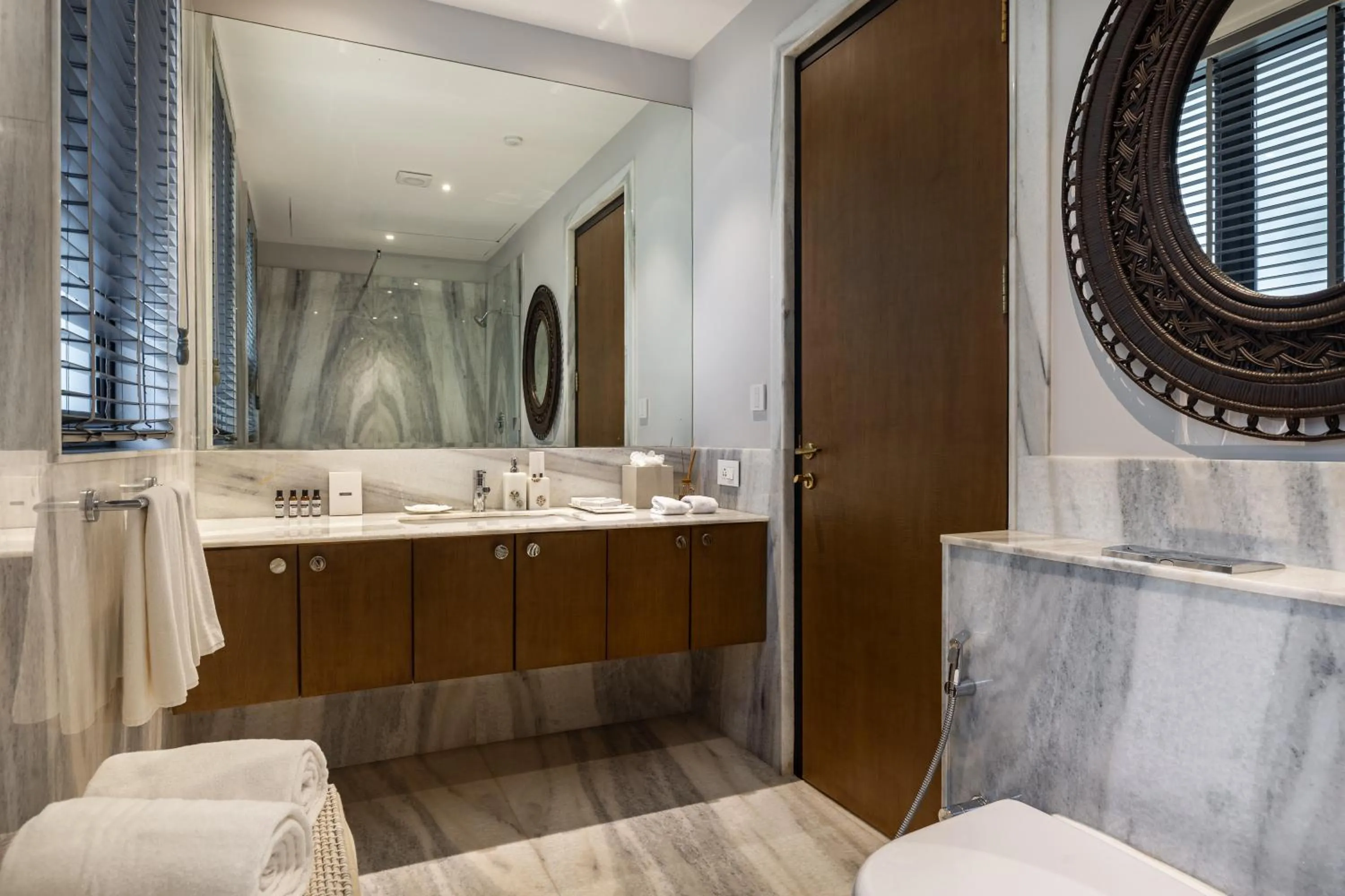 Bathroom in Amorzito by Solitaire Stays