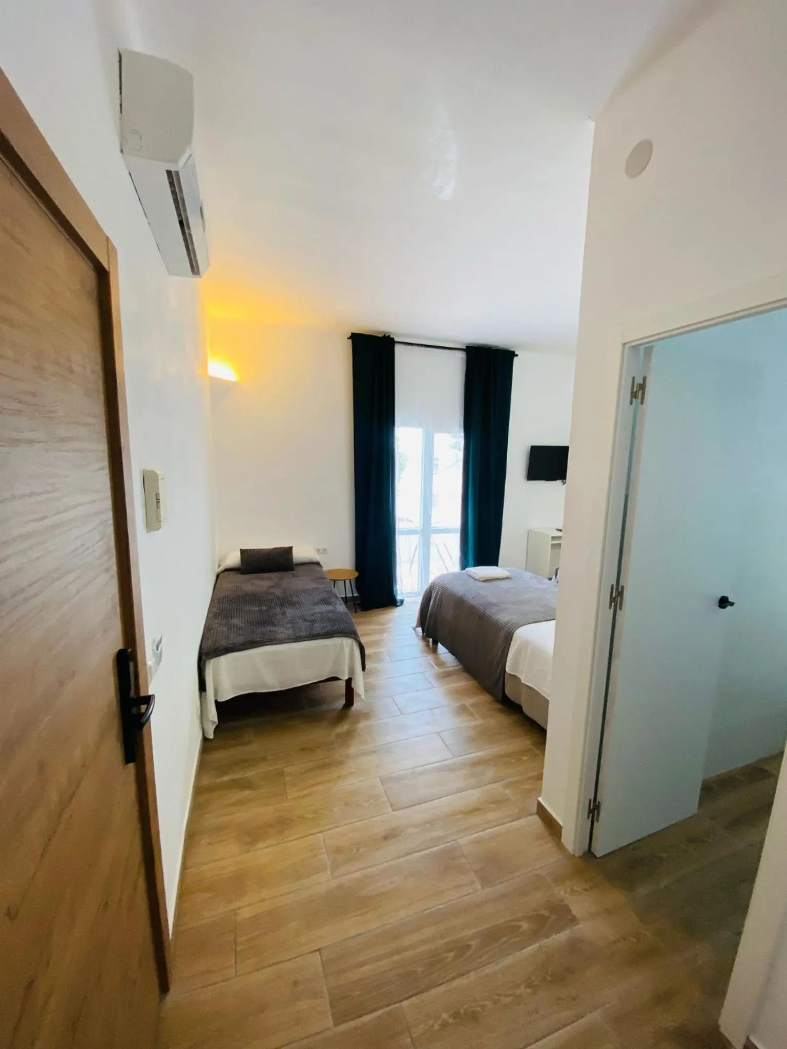 Photo of the whole room, Bed in Hostal Oasis Dor