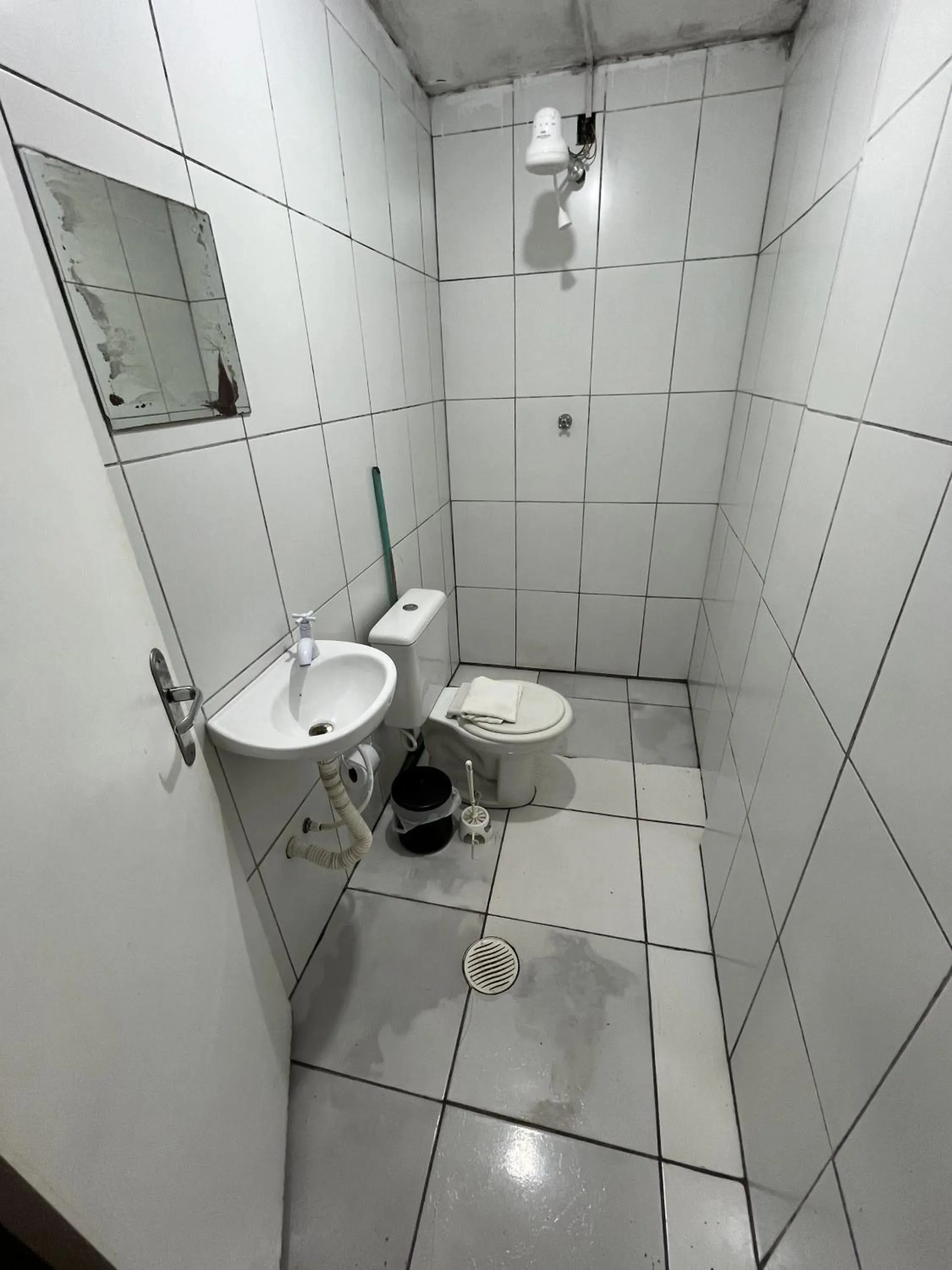 Bathroom in Pousada Aloha Santos