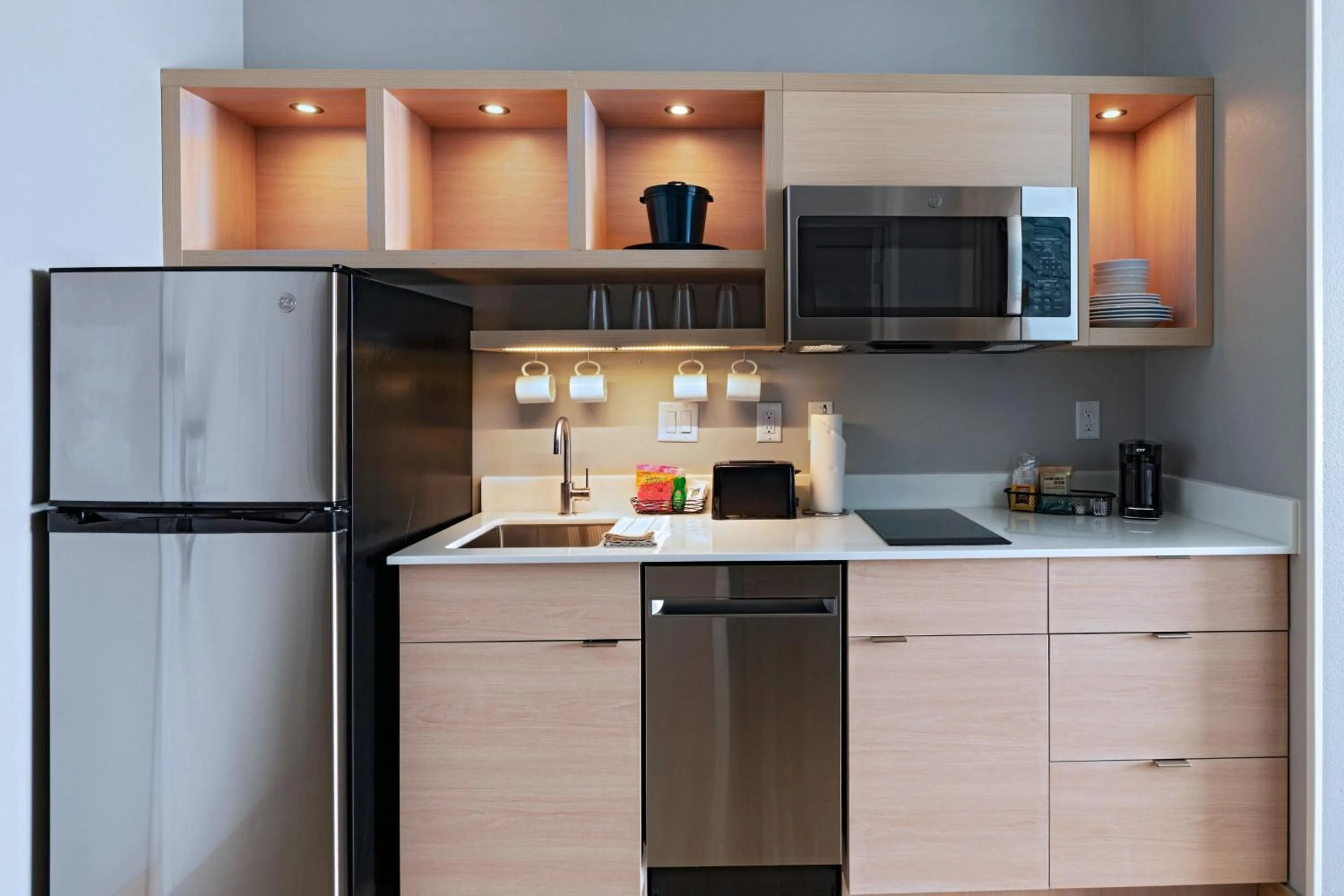 Kitchen or kitchenette in TownePlace Suites by Marriott Stafford Sugar Land