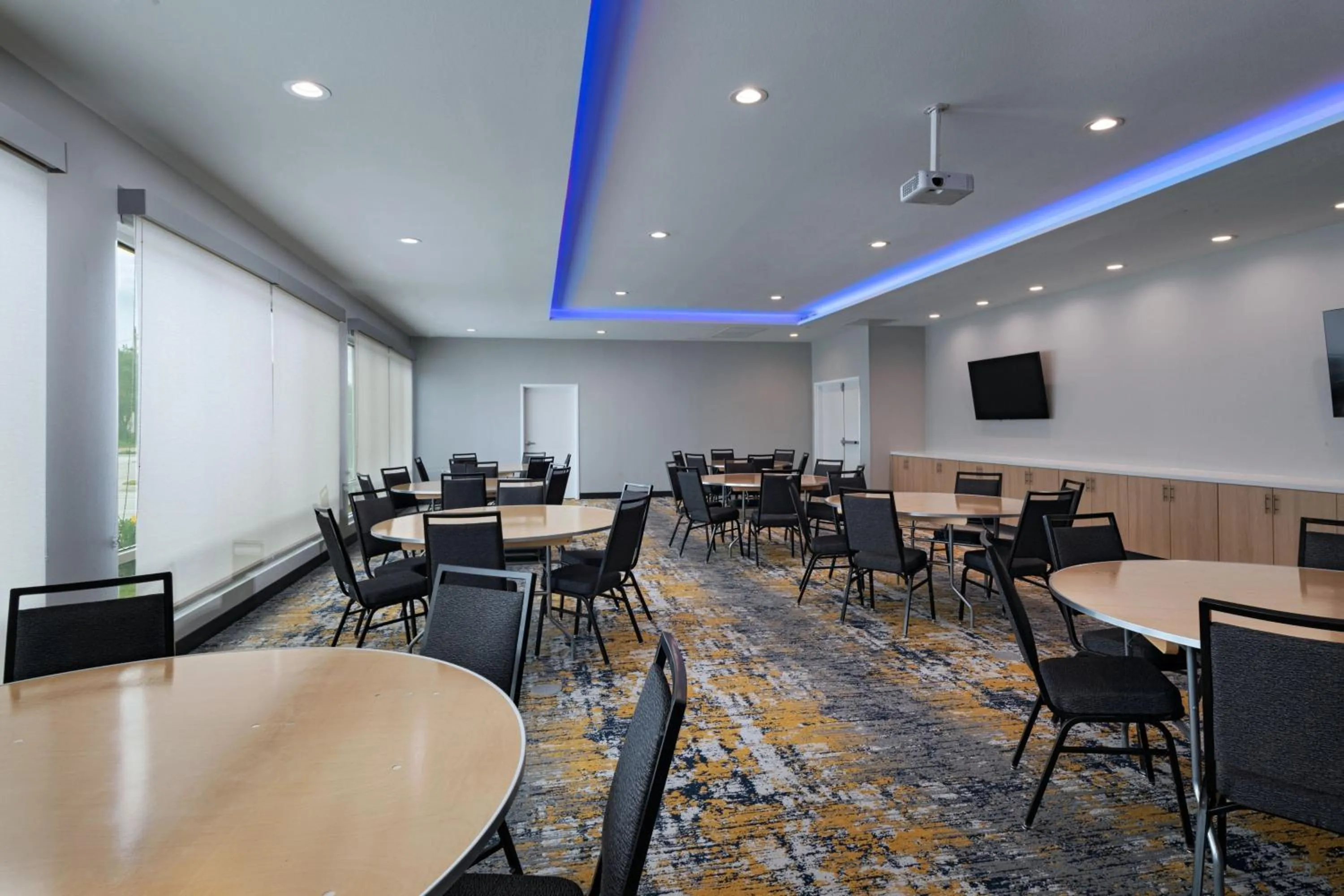 Meeting/conference room in TownePlace Suites by Marriott Stafford Sugar Land