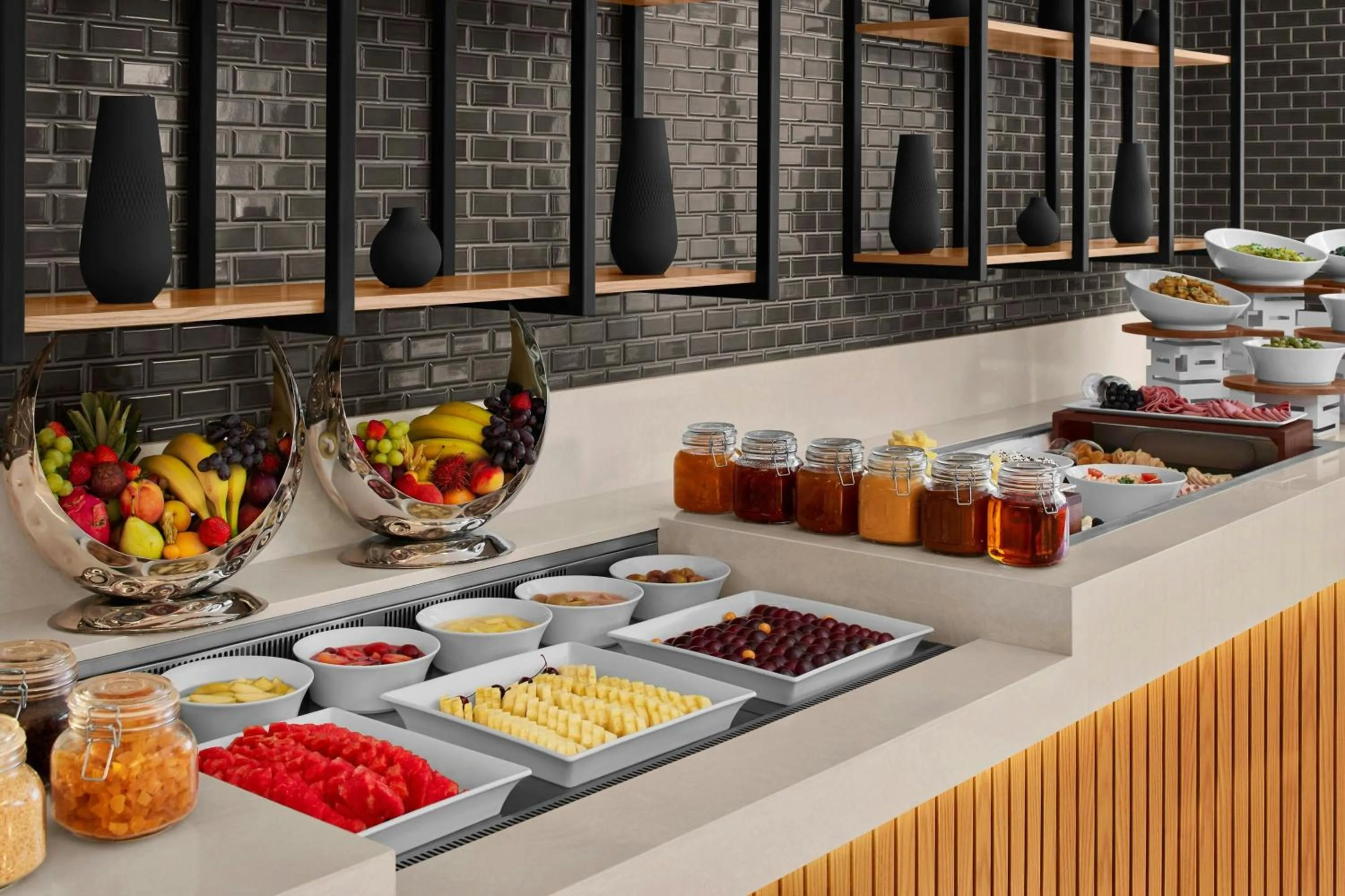 Restaurant/places to eat in Courtyard by Marriott Makkah