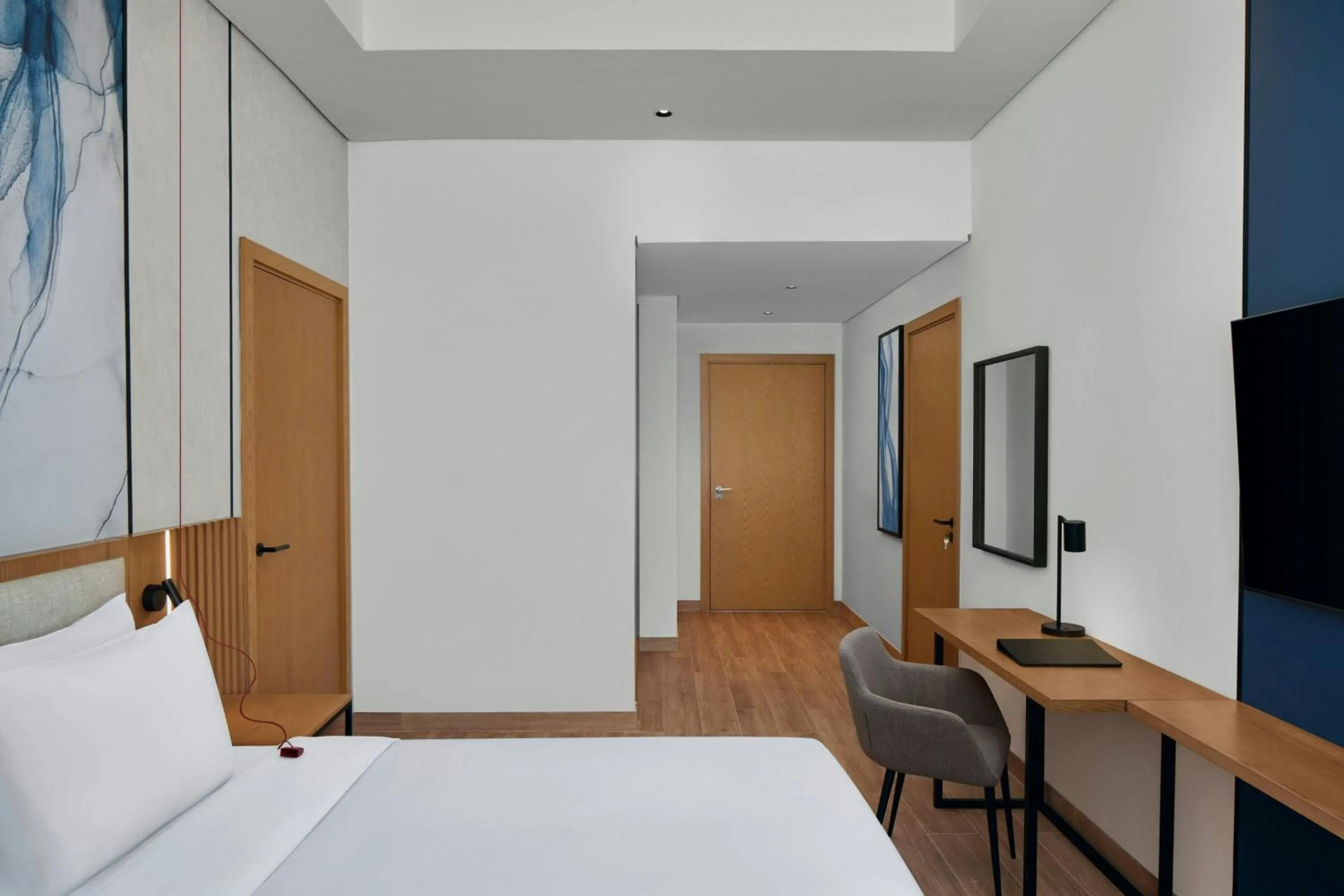 Photo of the whole room, Bed in Courtyard by Marriott Makkah