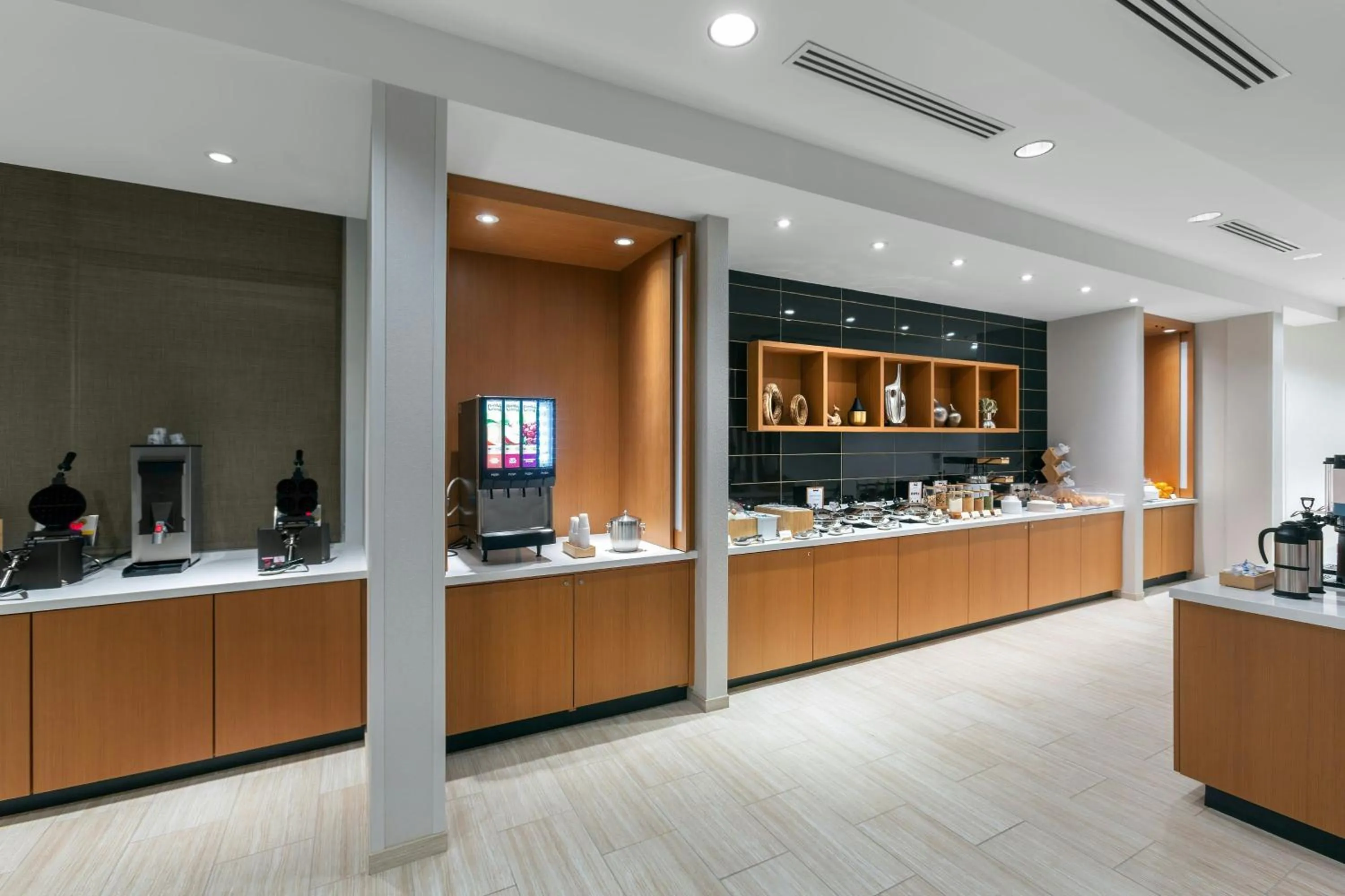 Breakfast in SpringHill Suites by Marriott West Melbourne Palm Bay