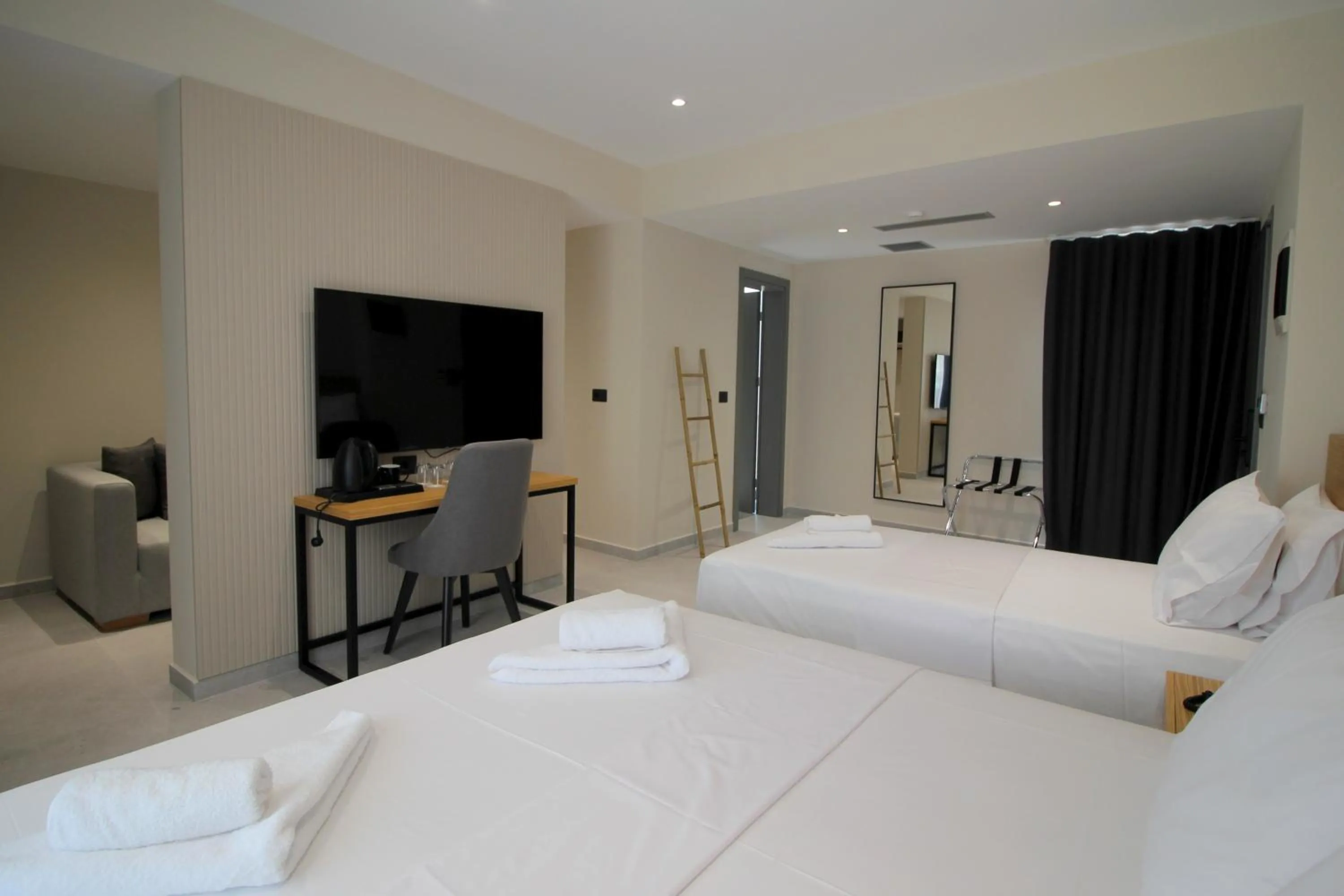 Bedroom, Bed in Niklas Boutique Hotel