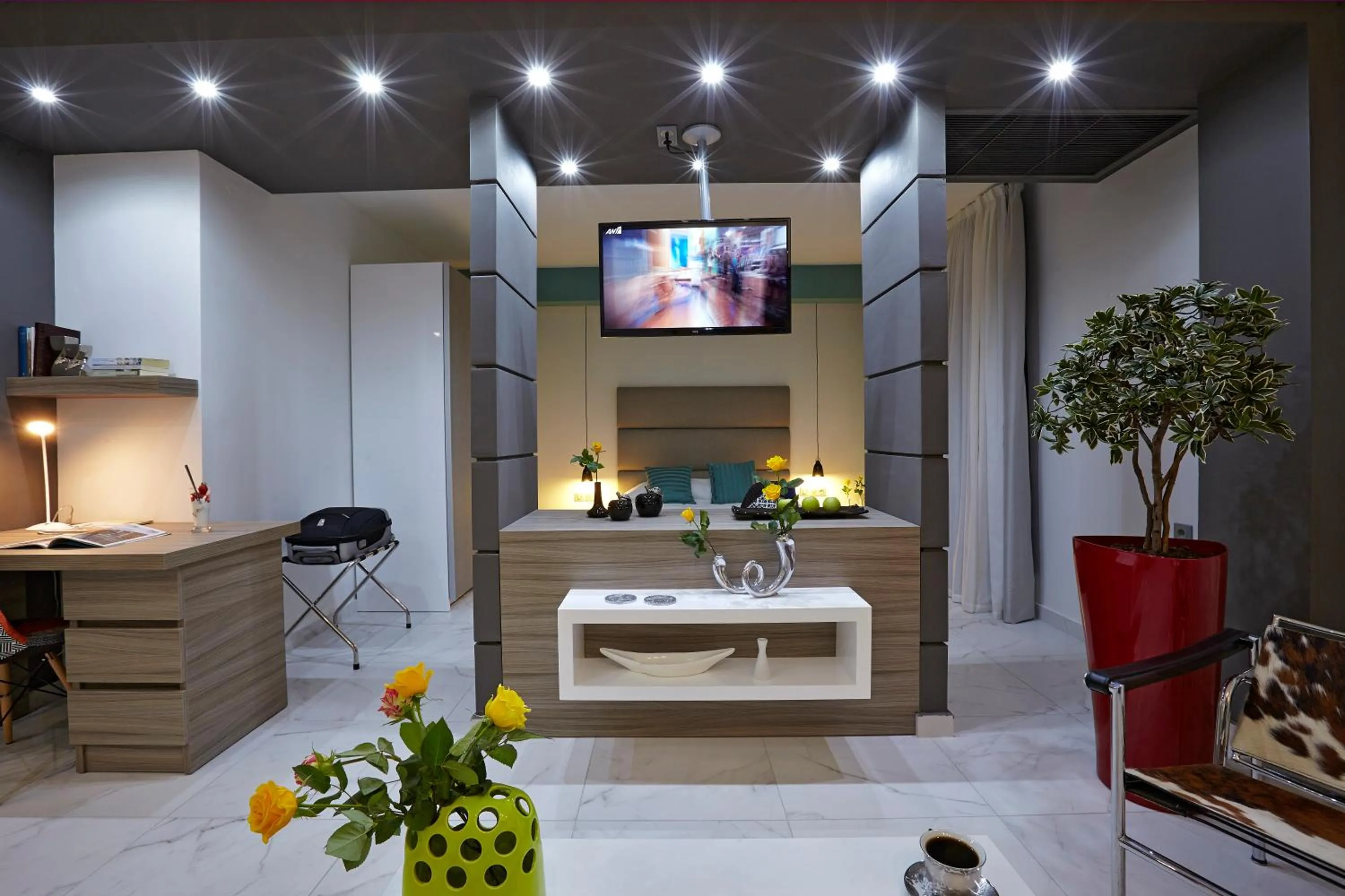 Decorative detail in Sokratis Hotel